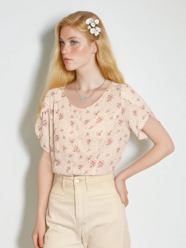 【Final Sale】Emilia Wave Collar Floral Blouse sold by Simple Retro