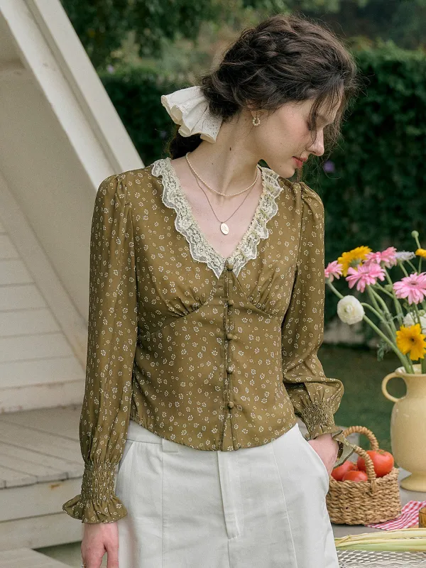 【Final Sale】Laurel V-Neck Floral Blouse sold by Simple Retro