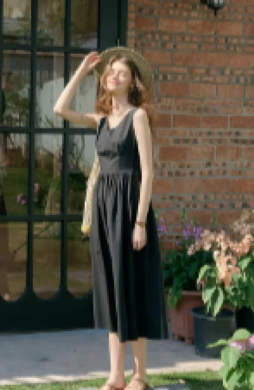 Black Dress sold by Simple Retro