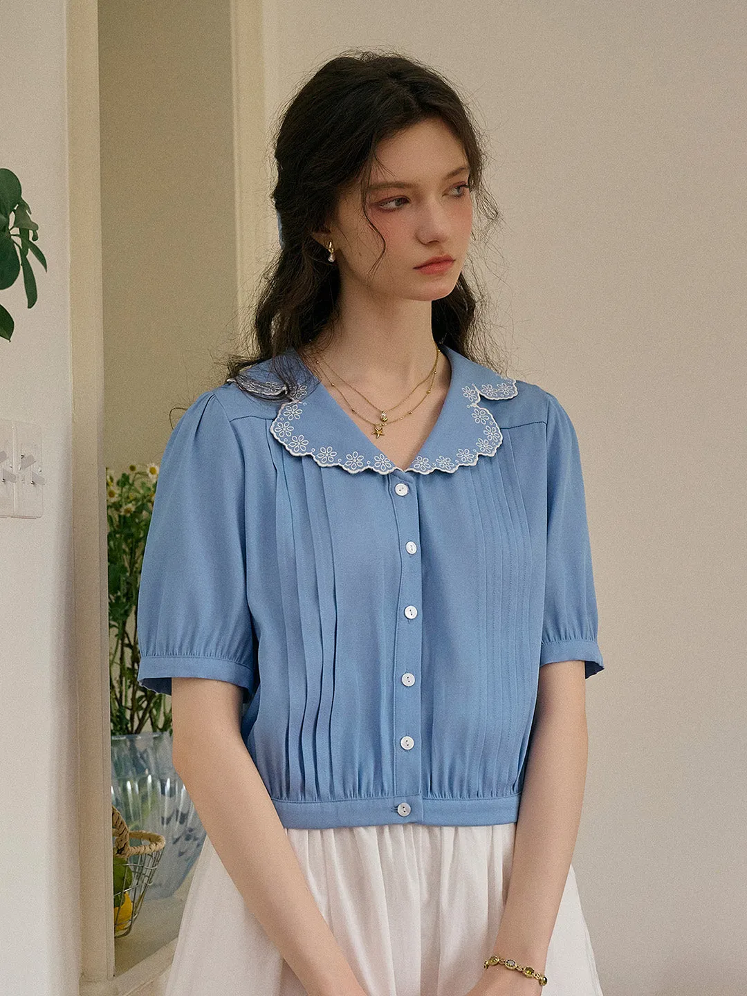 Miriam V-Neck Lace Tuck Pleats Blouse sold by Simple Retro product image thumbnail 3