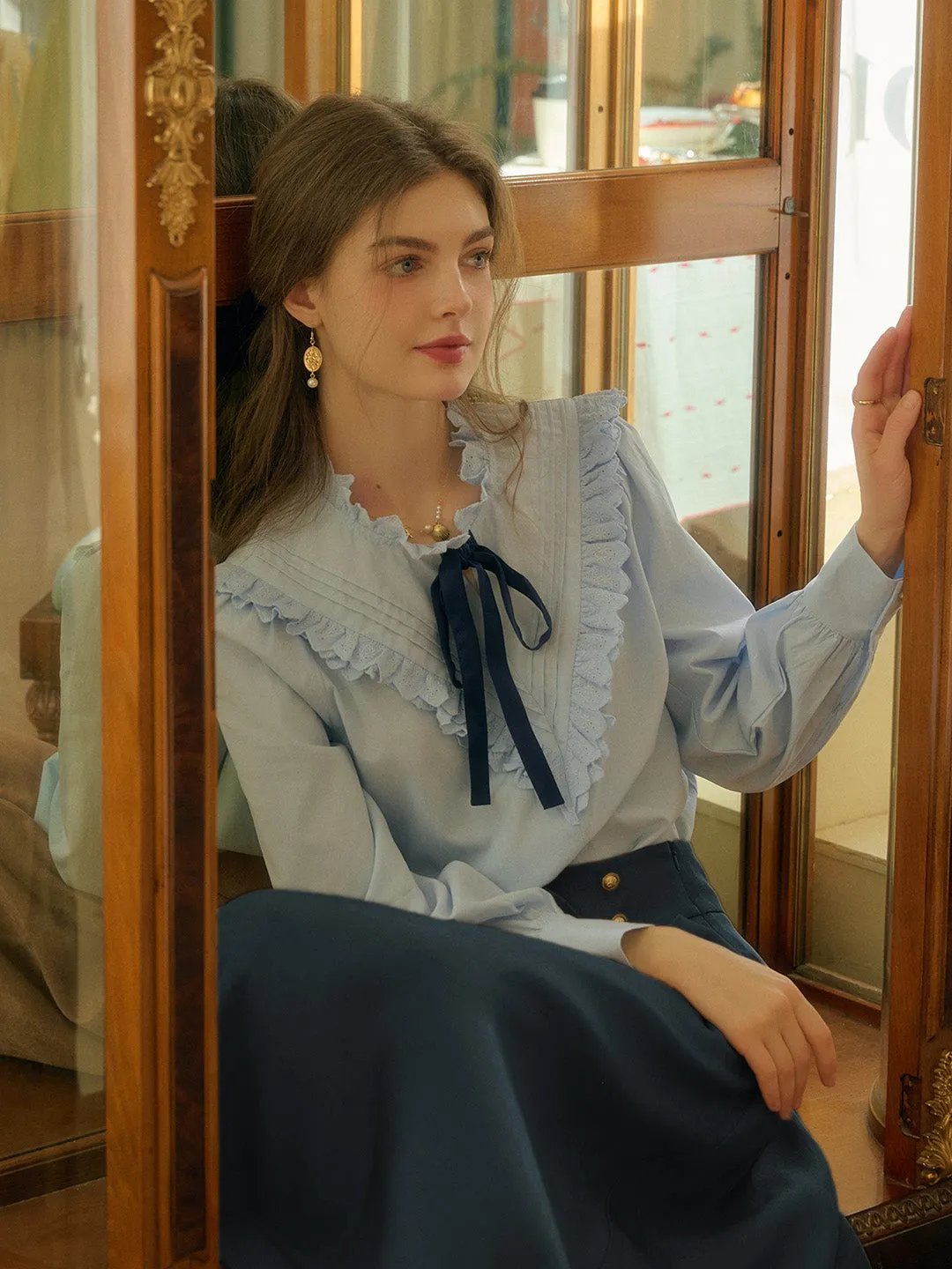 【Final Sale】Yareli Vintage Lace Panel Contrasting Lace-up Round Neck Blouse - Blue sold by Simple Retro product image thumbnail 5