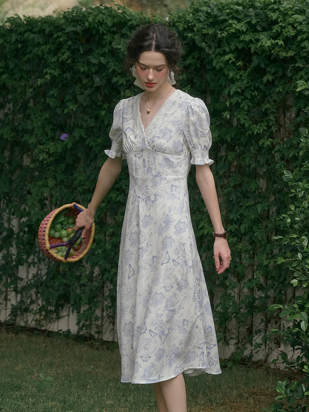 Stormi Charming V-neck Lace Trimmed Floral Print Dress sold by Simple Retro product image thumbnail 4