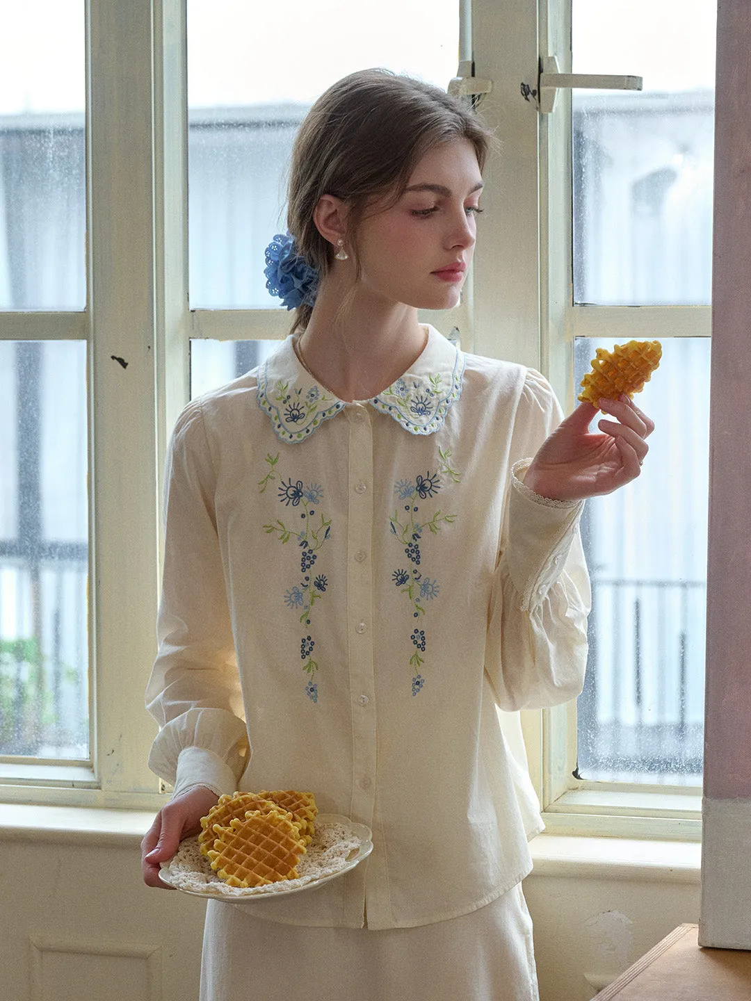 Luciana Peter Pan Collar Embroidery 100% Cotton Blouse sold by Simple Retro product image thumbnail 5