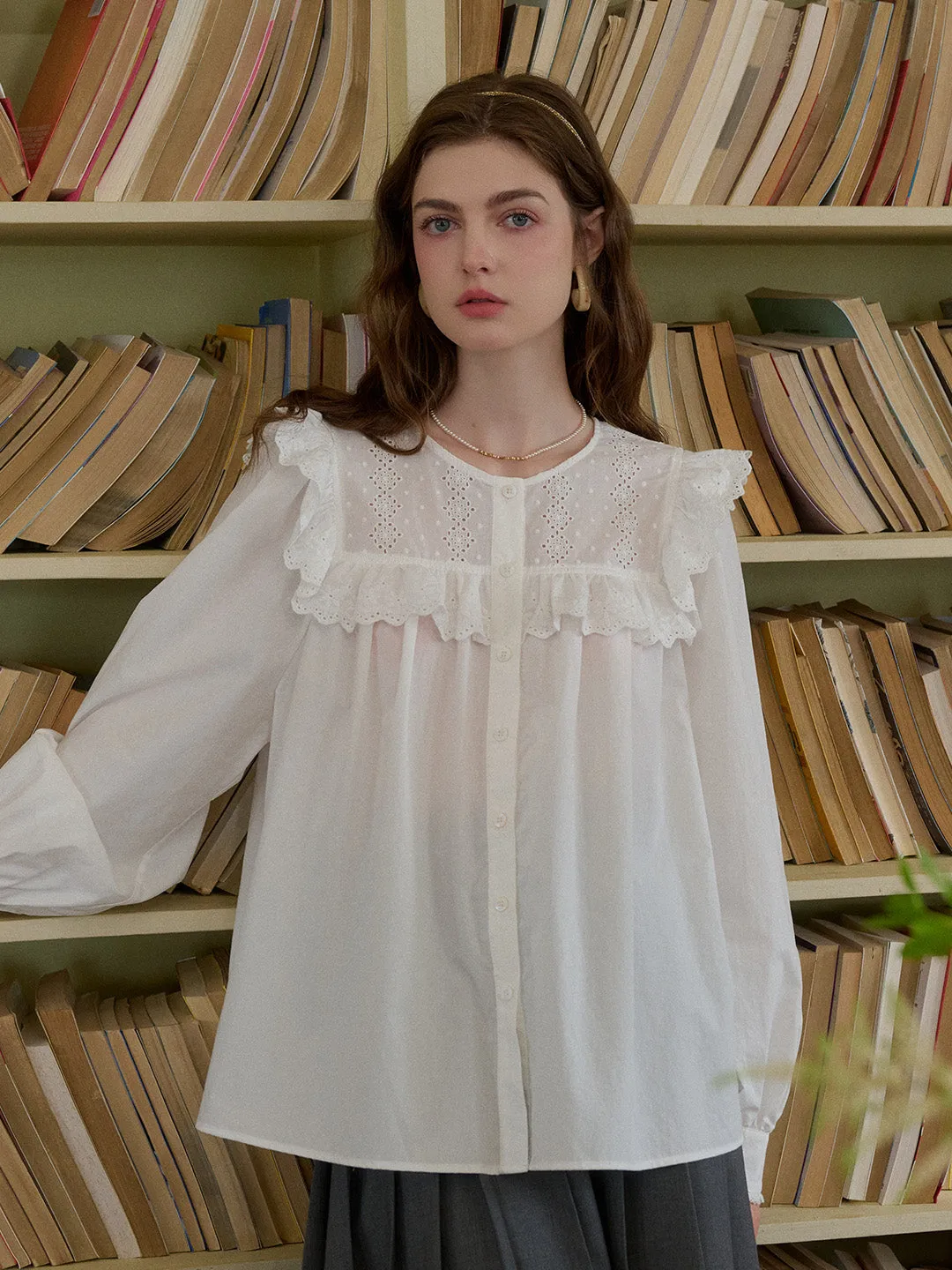 Danna Round Neck Lace Trim Blouse sold by Simple Retro product image thumbnail 4