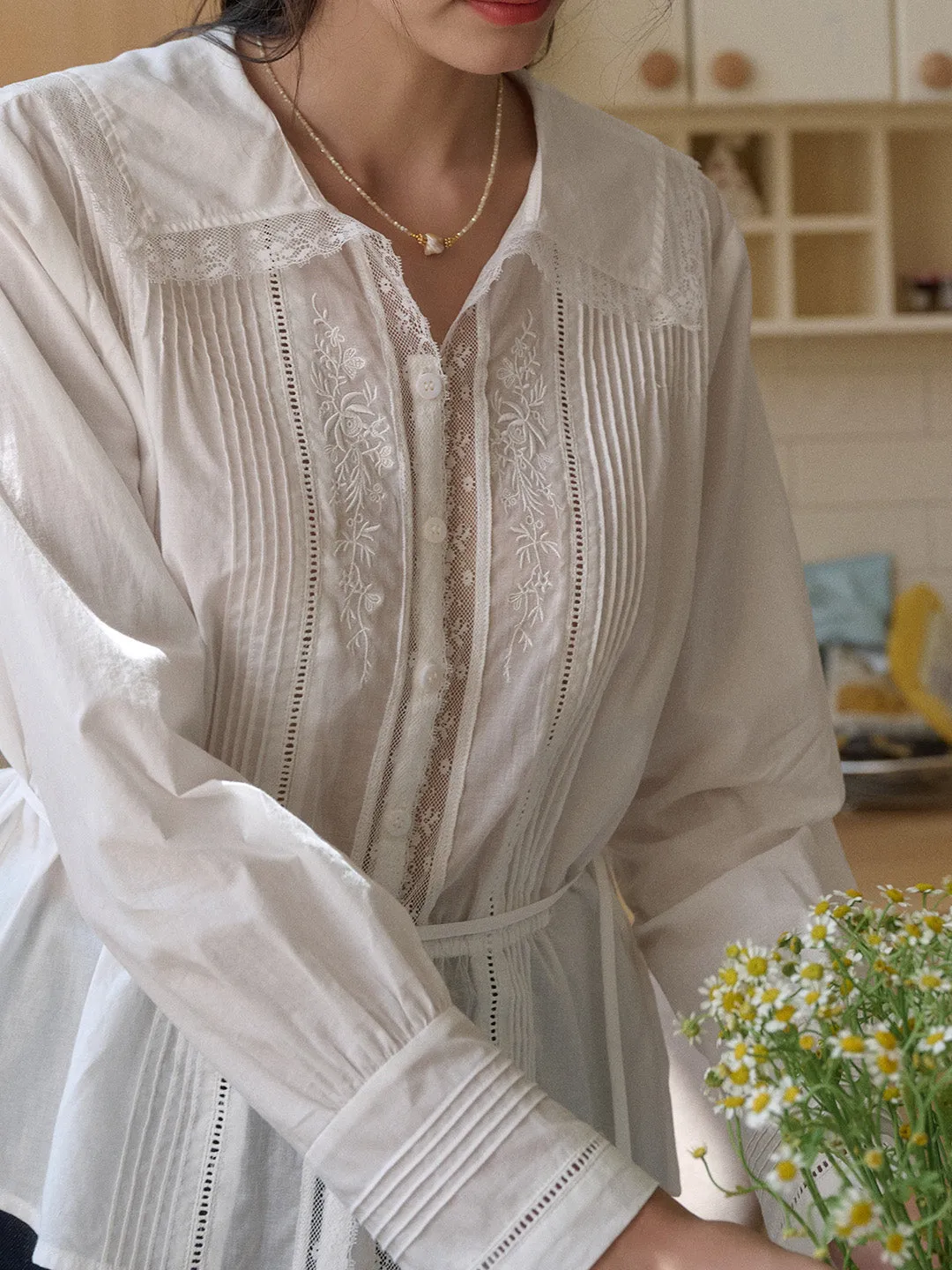 Collins V-Neck Waisted Blouse sold by Simple Retro product image thumbnail 5