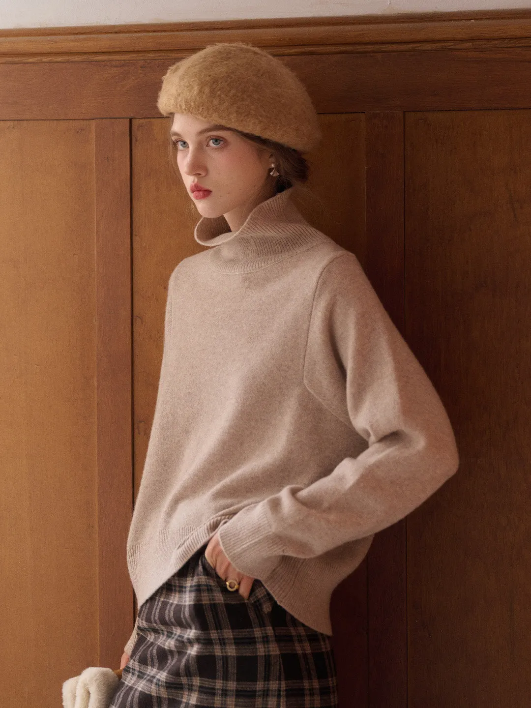 Fallon Turtleneck 100% Wool Sweater sold by Simple Retro product image thumbnail 5