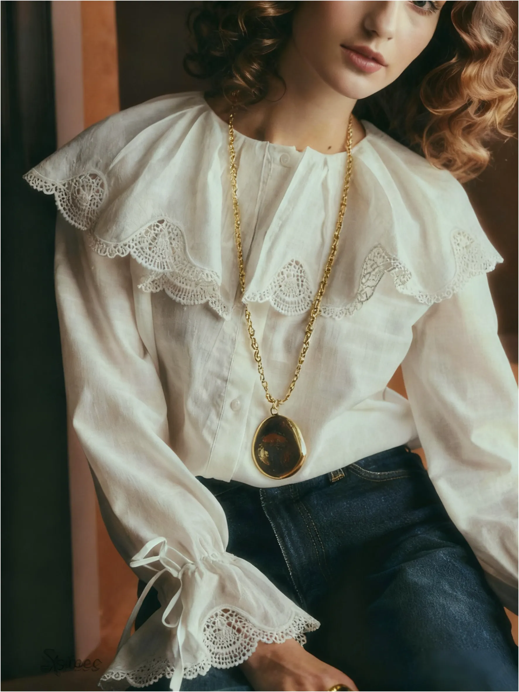 Estelle Round Neck Blouse sold by Simple Retro product image thumbnail 2