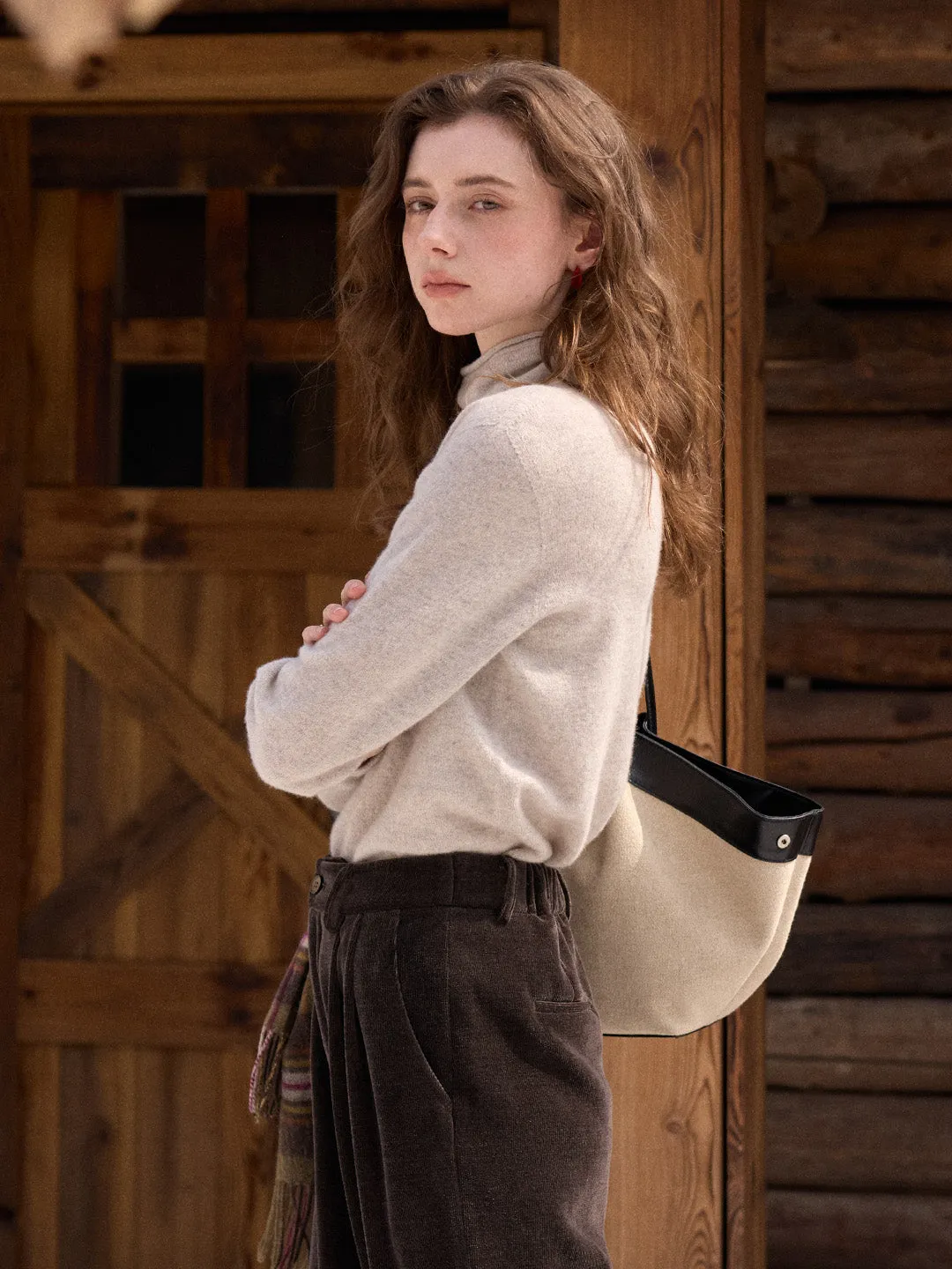 Marilyn Turtleneck Wool Cashmere Sweater sold by Simple Retro product image thumbnail 3