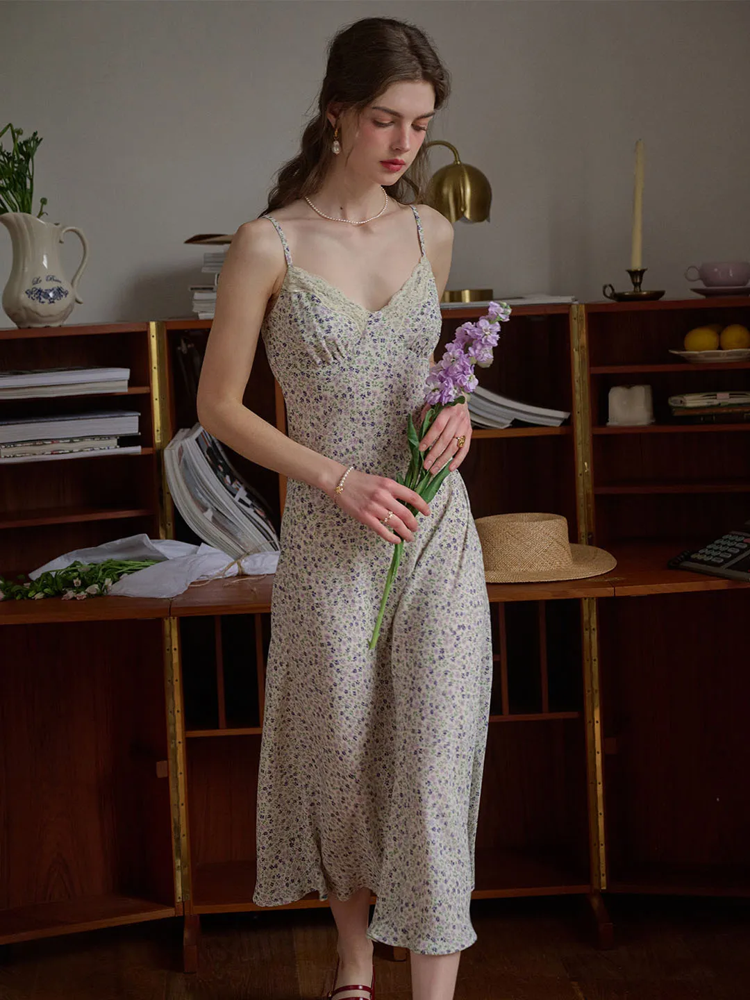 Juliana Lace Patchwork V-neck Floral Suspender Dress sold by Simple Retro product image thumbnail 3