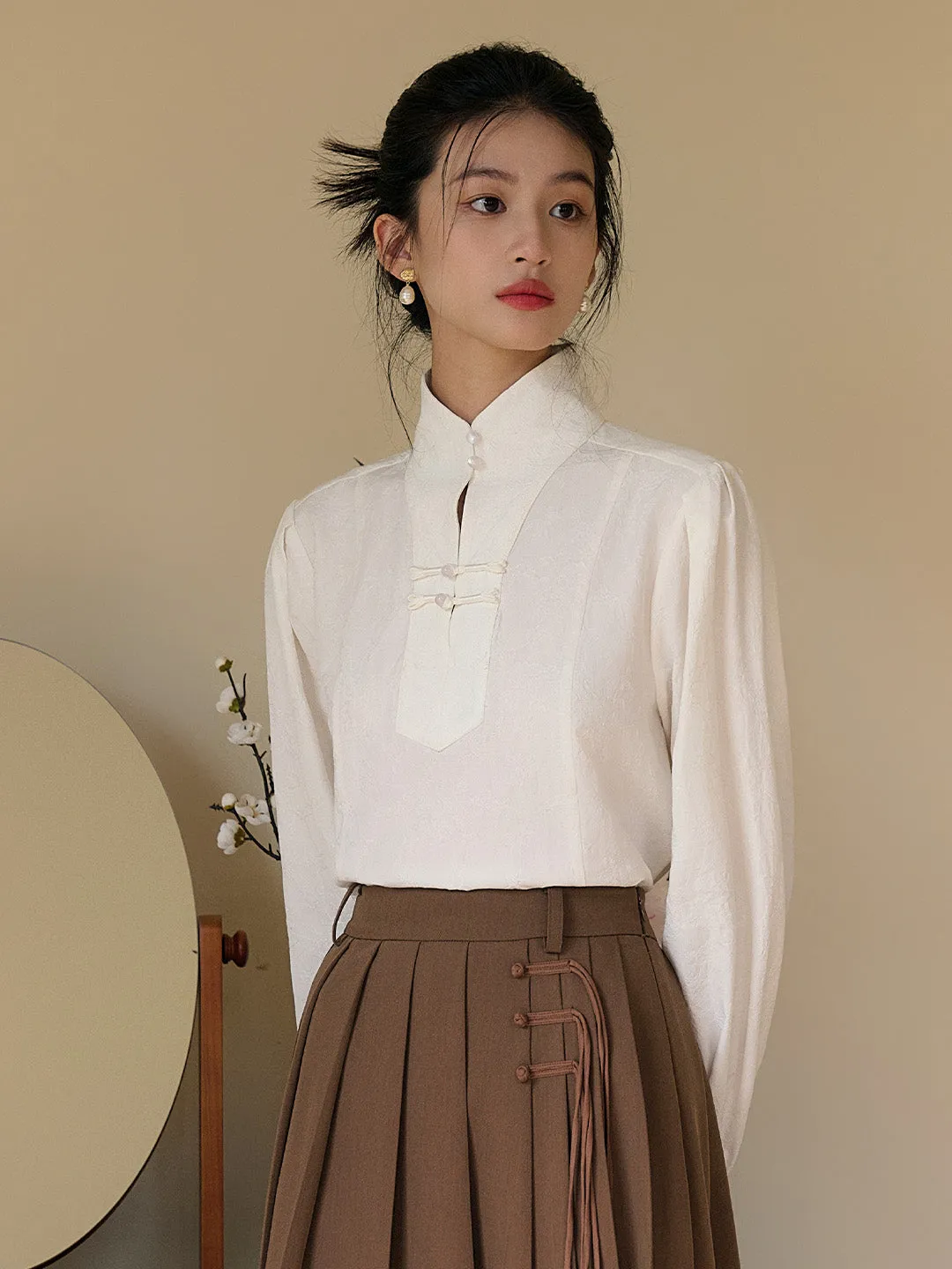 【Final Sale】Dahlia Oriental Frog Button Cotton Blouse sold by Simple Retro product image thumbnail 4