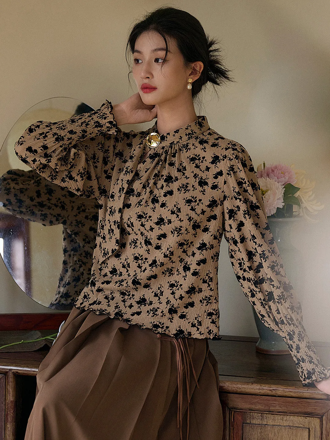 【Final Sale】Josie Stand Collar Floral Blouse sold by Simple Retro product image thumbnail 4