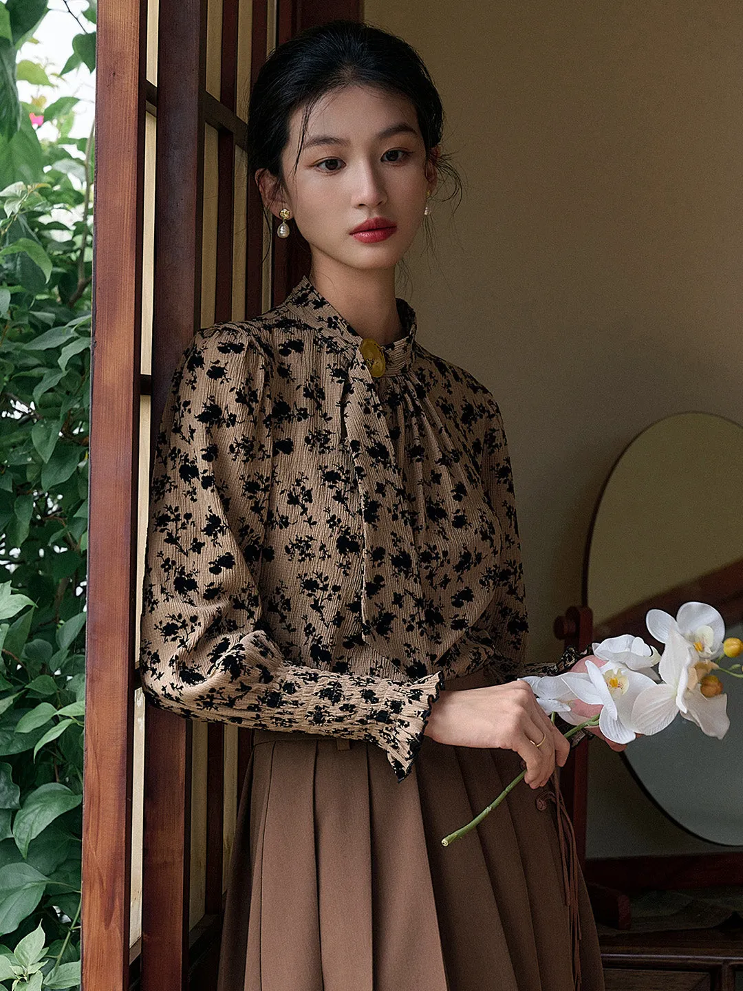 【Final Sale】Josie Stand Collar Floral Blouse sold by Simple Retro product image thumbnail 5