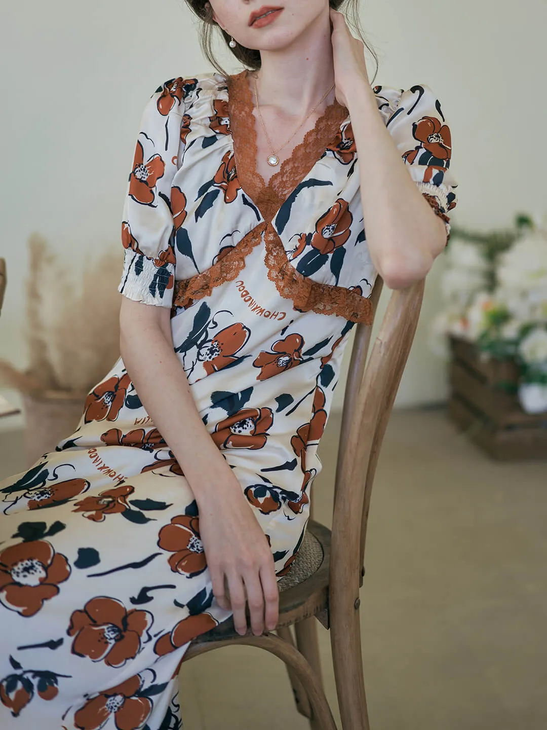 【Final Sale】Chowxiaodou Camellia Printed Red Midi Dress sold by Simple Retro product image thumbnail 5