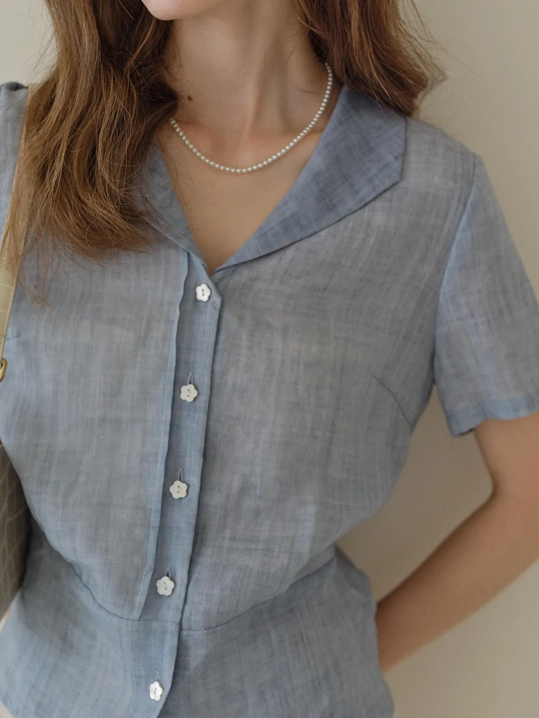 Emily V-Neck Ramie Blouse sold by Simple Retro product image thumbnail 2