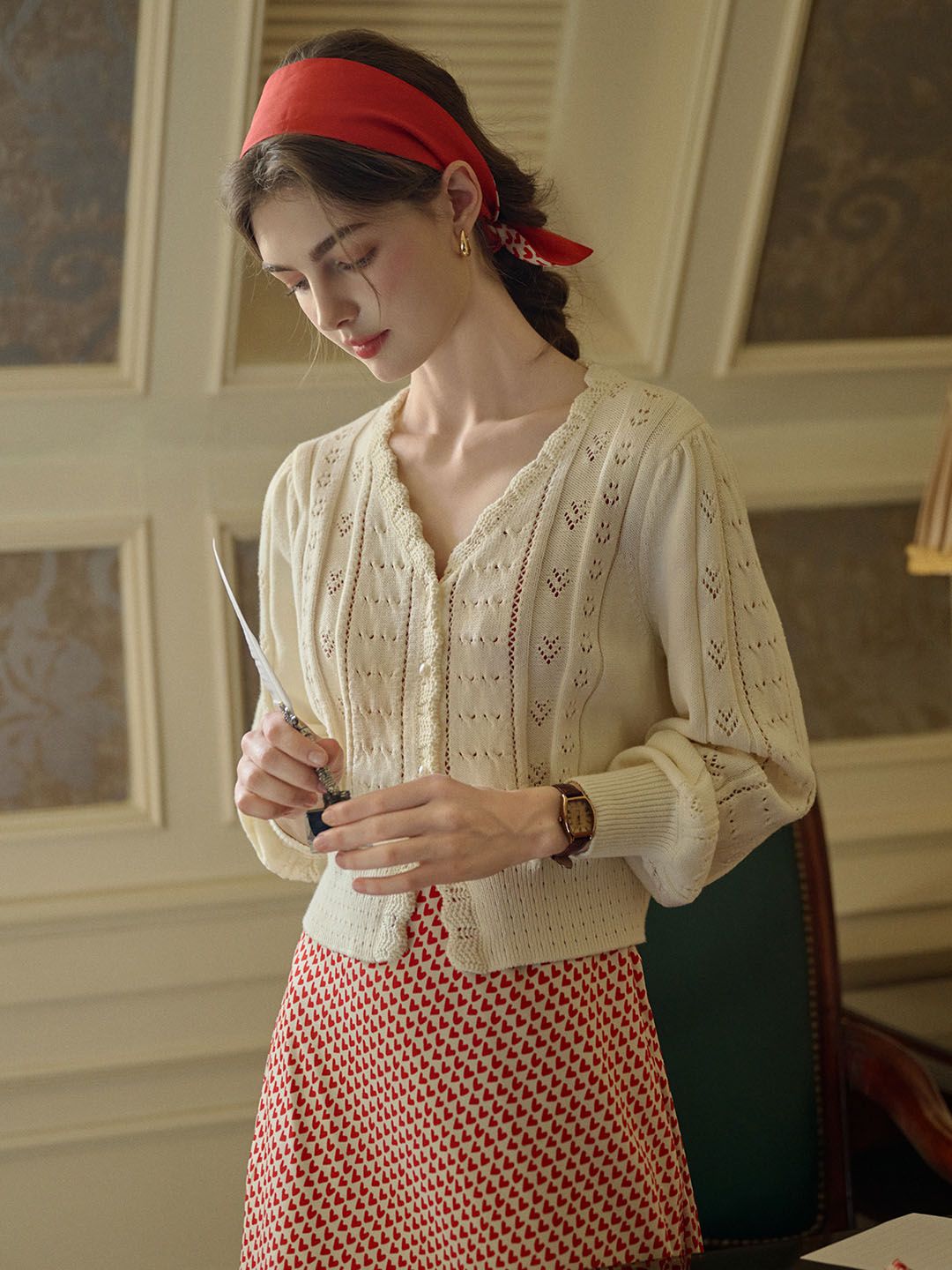 Amira Wave V-neck Cotton Knitted Cardigan sold by Simple Retro product image thumbnail 4