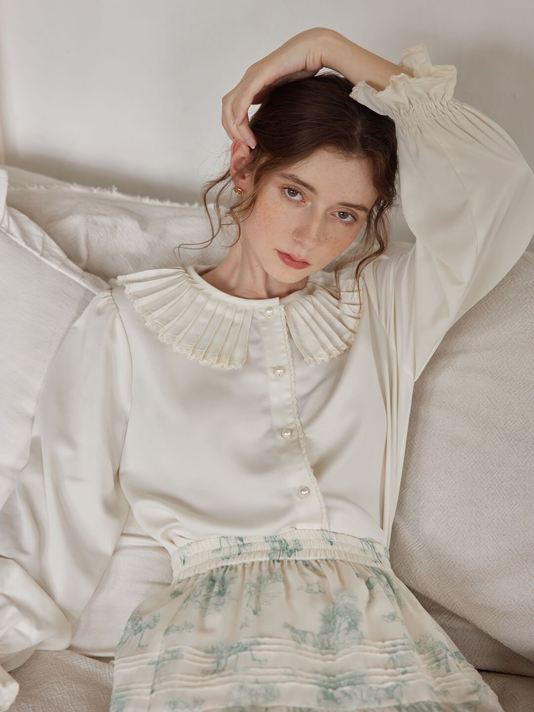 【FINAL SALE】Sierra Frilled Round Collar White Blouse sold by Simple Retro product image thumbnail 4