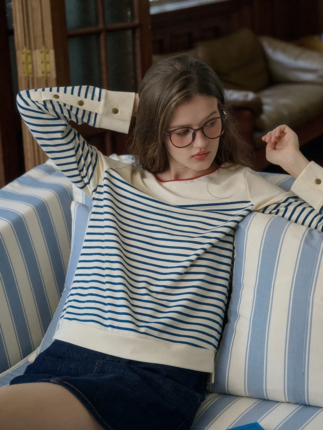 Ellianna Contrast Color Crew Neck Striped Hem Slit Knit Top sold by Simple Retro product image thumbnail 2