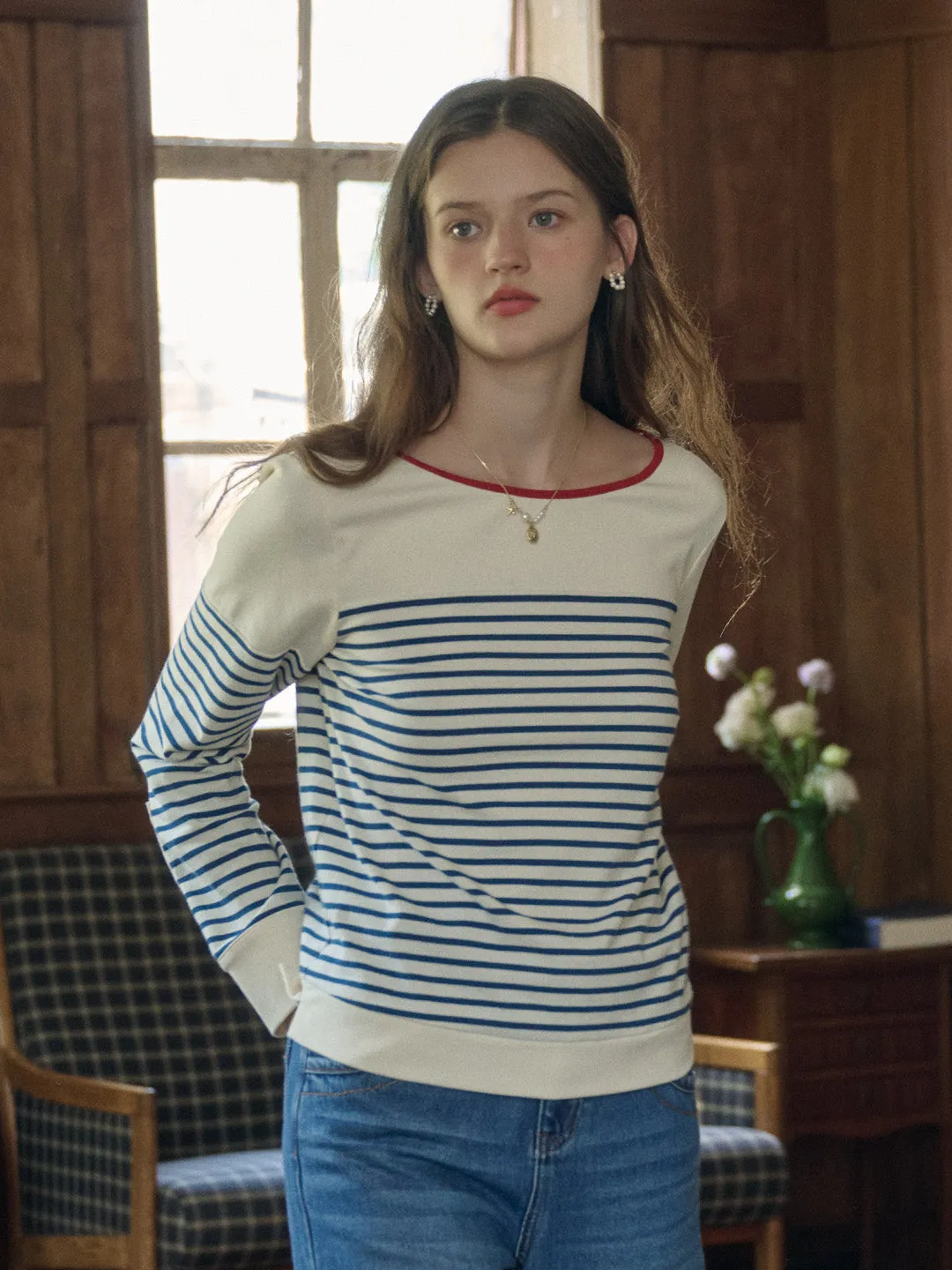 Ellianna Contrast Color Crew Neck Striped Hem Slit Knit Top sold by Simple Retro product image thumbnail 3