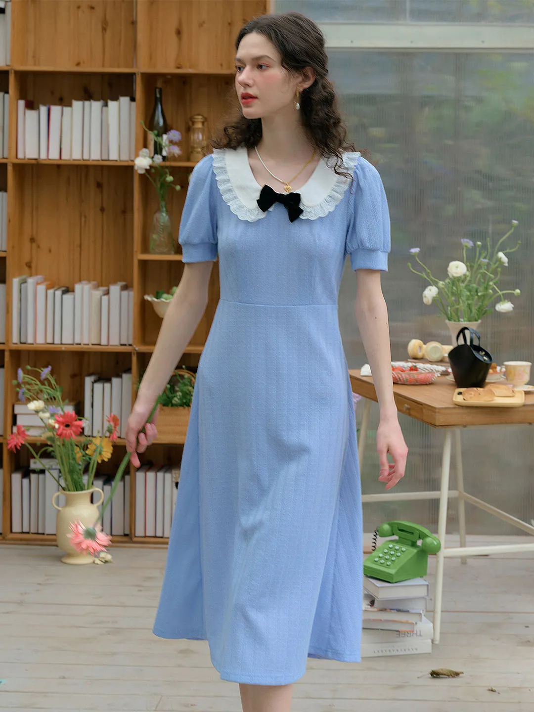 Bonnie Contrast Bow Lace Doll Neck Dress sold by Simple Retro product image thumbnail 2