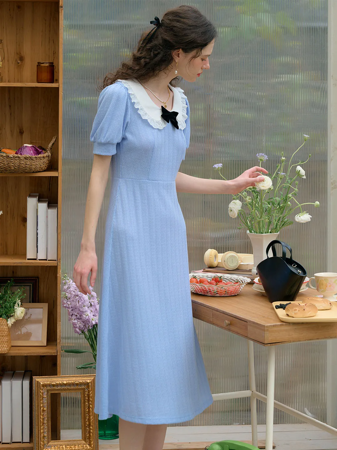 Bonnie Contrast Bow Lace Doll Neck Dress sold by Simple Retro product image thumbnail 5