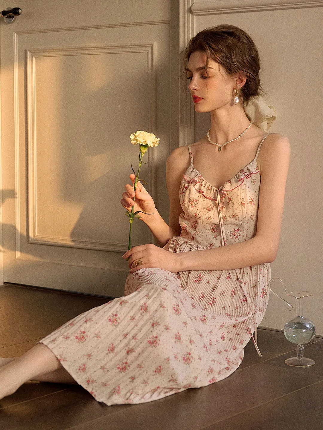 Malia Lace Patchwork Floral Polka Dot Suspender Dress sold by Simple Retro product image thumbnail 5