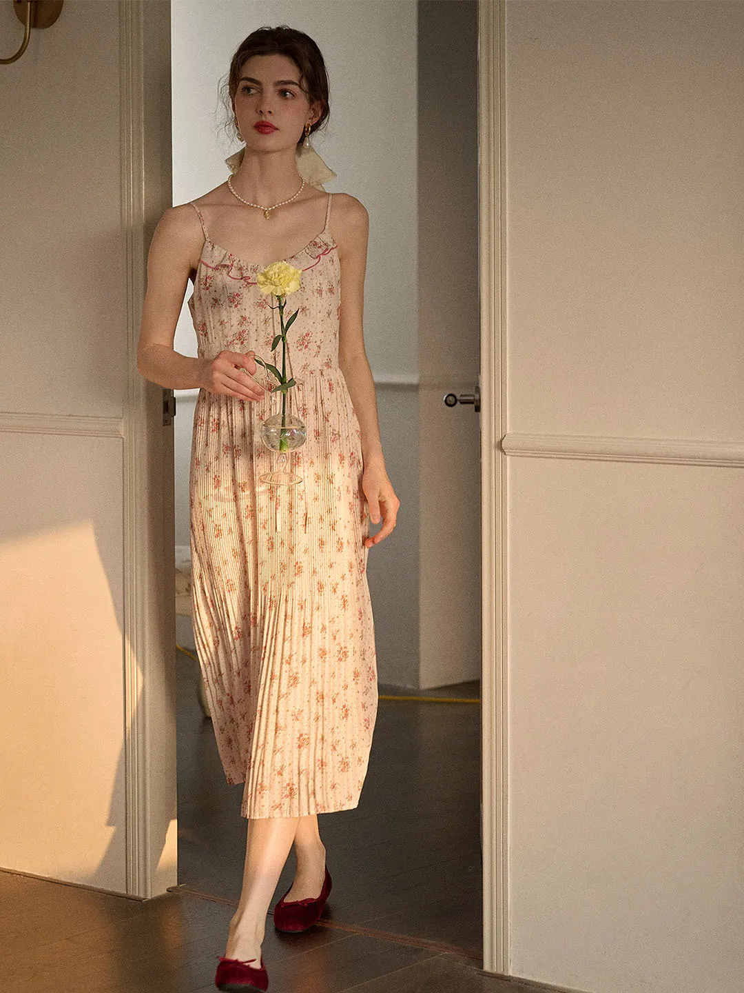 Malia Lace Patchwork Floral Polka Dot Suspender Dress sold by Simple Retro product image thumbnail 4