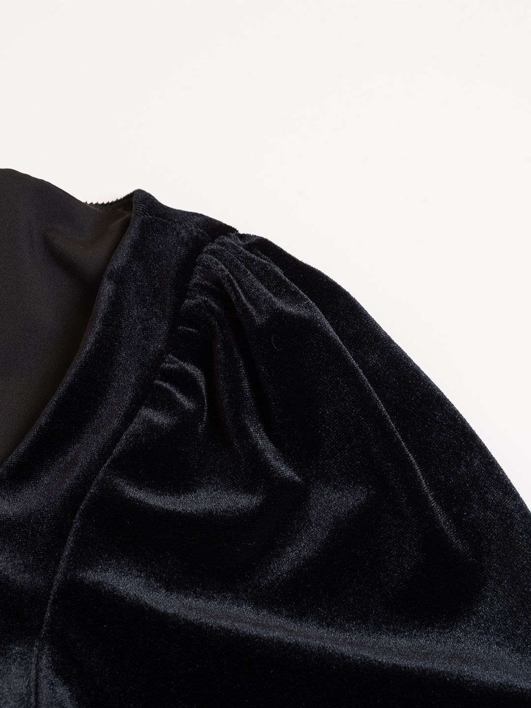 【Final Sale】Sadie Floral Print Sweetheart Neck Button Front Dress sold by Simple Retro product image thumbnail 9