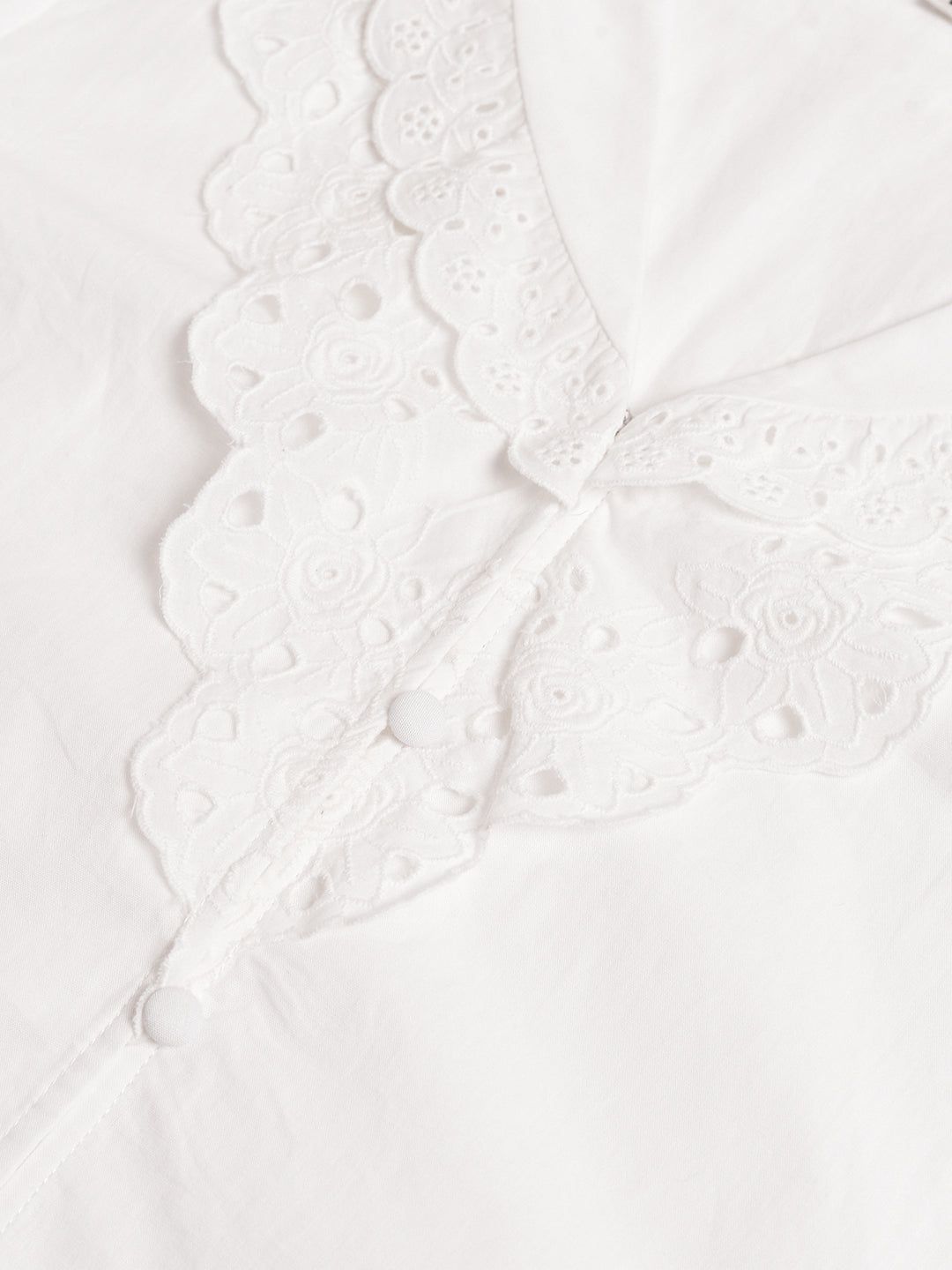 【FINAL SALE】Daria Lace V-neck White Blouse sold by Simple Retro product image thumbnail 8