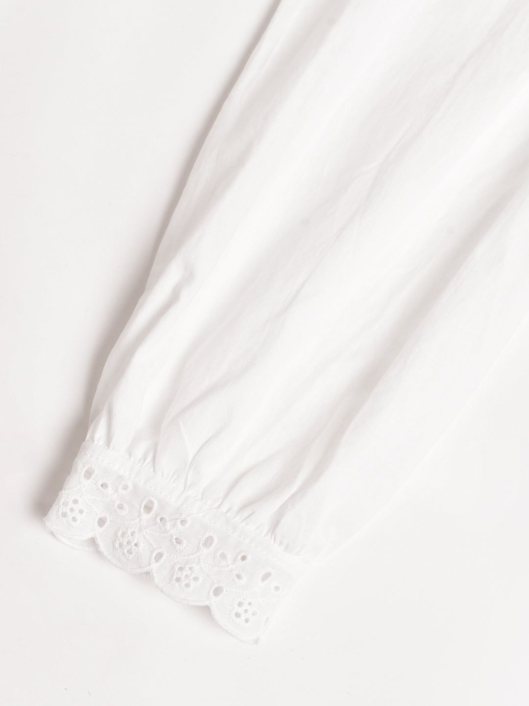 【FINAL SALE】Daria Lace V-neck White Blouse sold by Simple Retro product image thumbnail 10