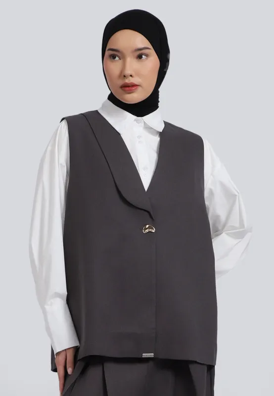 EZURA VEST sold by JENAHARA