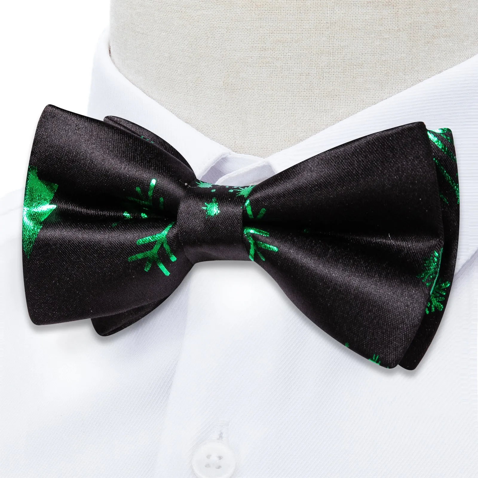 Ties2you Black Christmas Bowtie Snowflake Pre-tied Bow Tie Pocket Square Cufflinks Set sold by Ties2You product image thumbnail 3