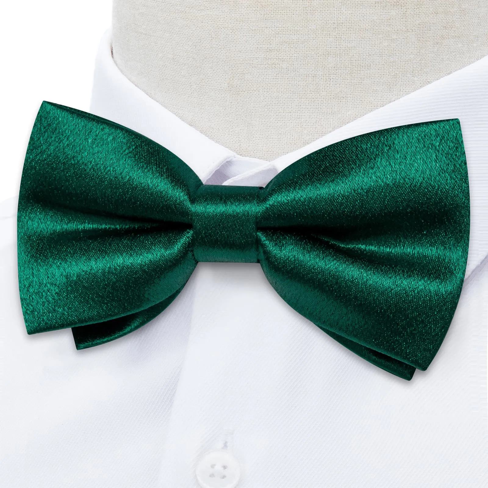 Ties2you Emerald Green Bowtie Pre-tied Solid Tuxedo Bow Tie Handkerchief Cufflinks Set sold by Ties2You product image thumbnail 3