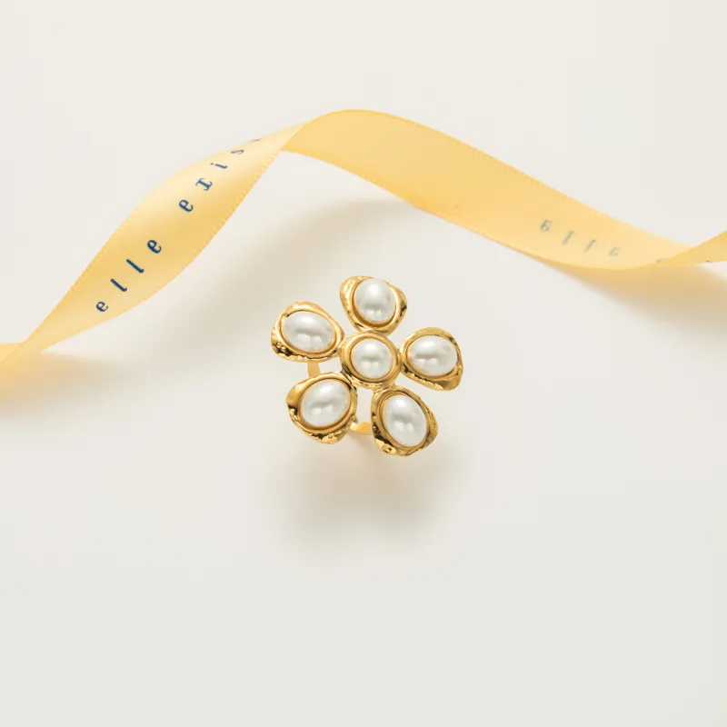 Floral Bloom made by Elleexist