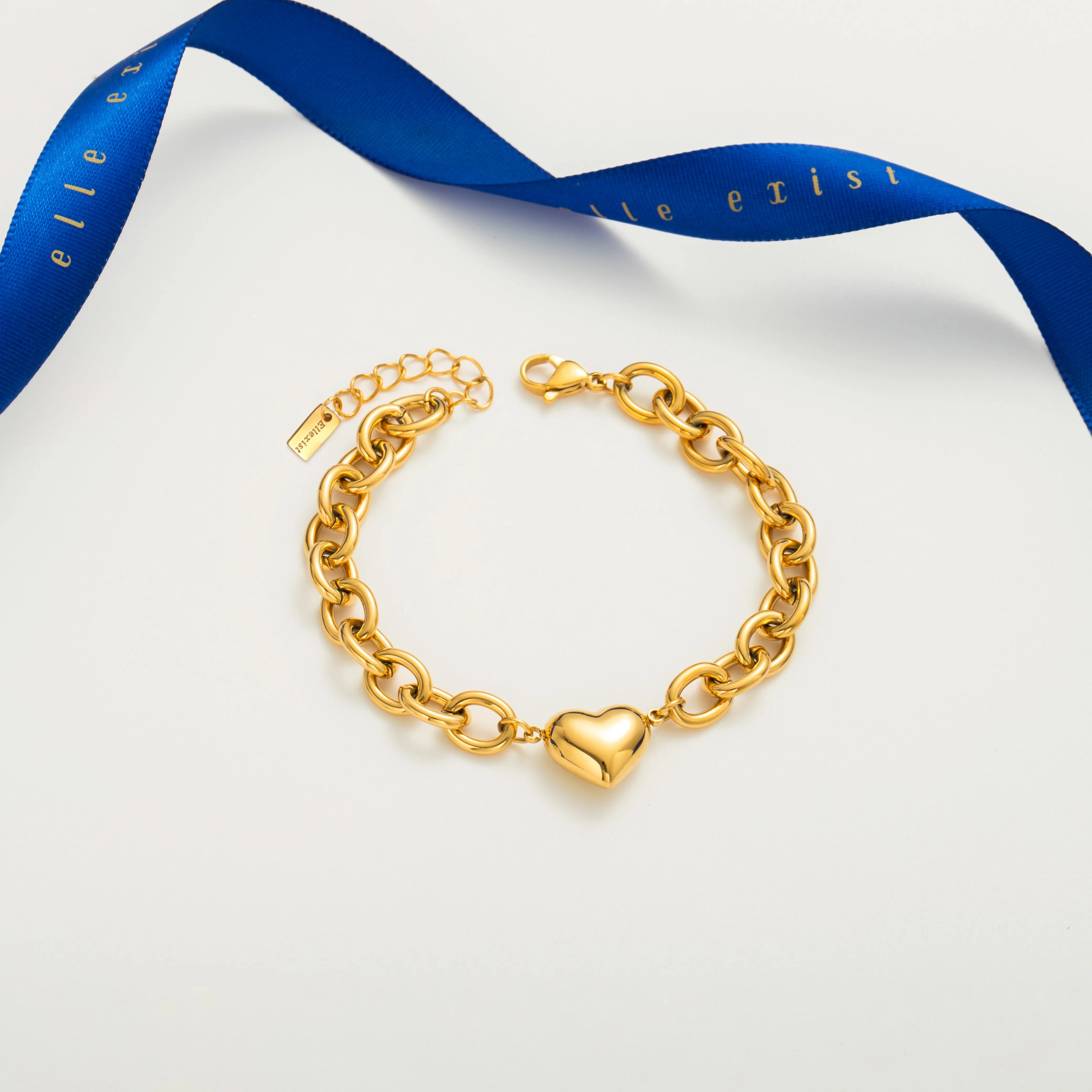 Corda sold by Elleexist