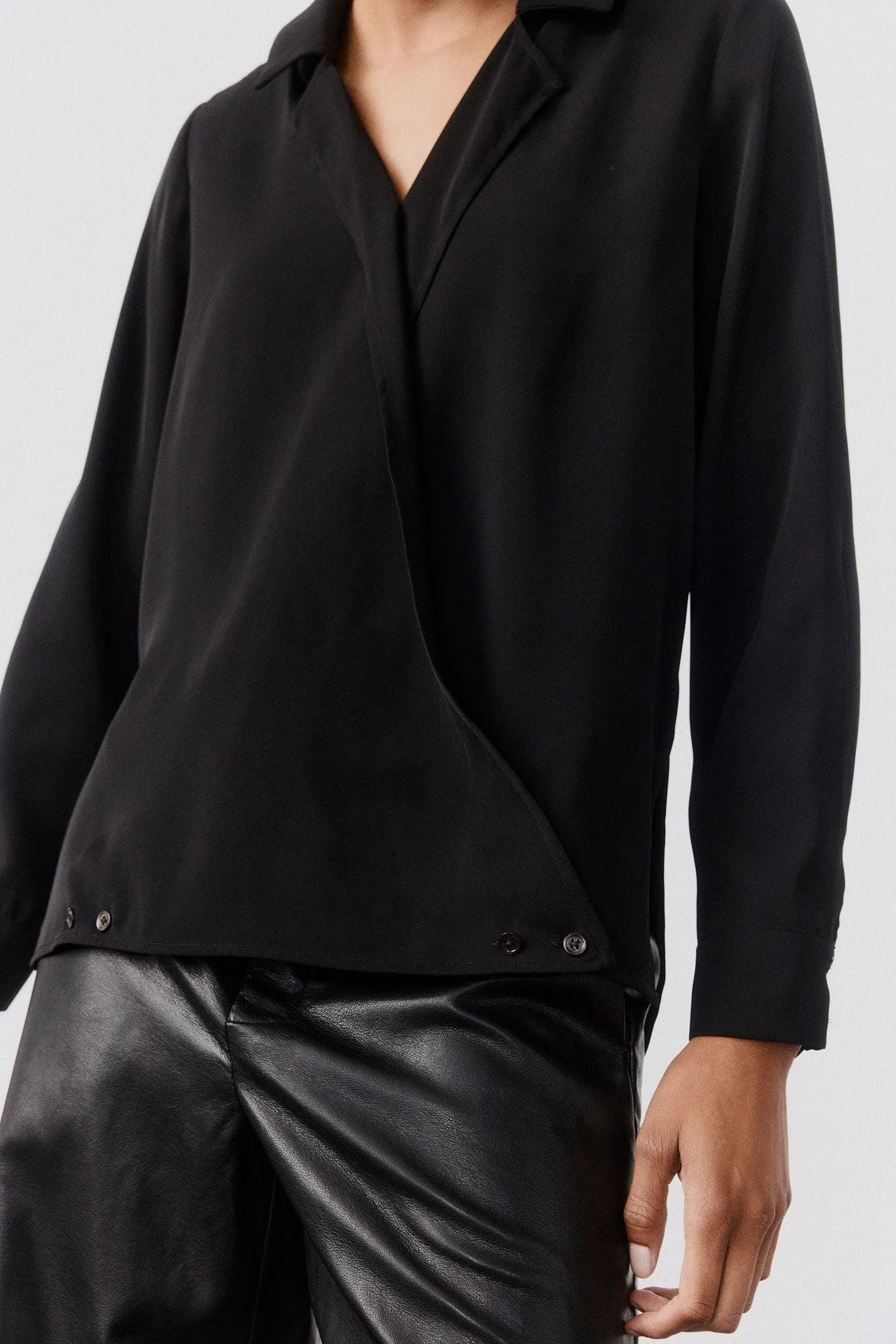 The Crossover Tunic sold by Ruti product image thumbnail 2