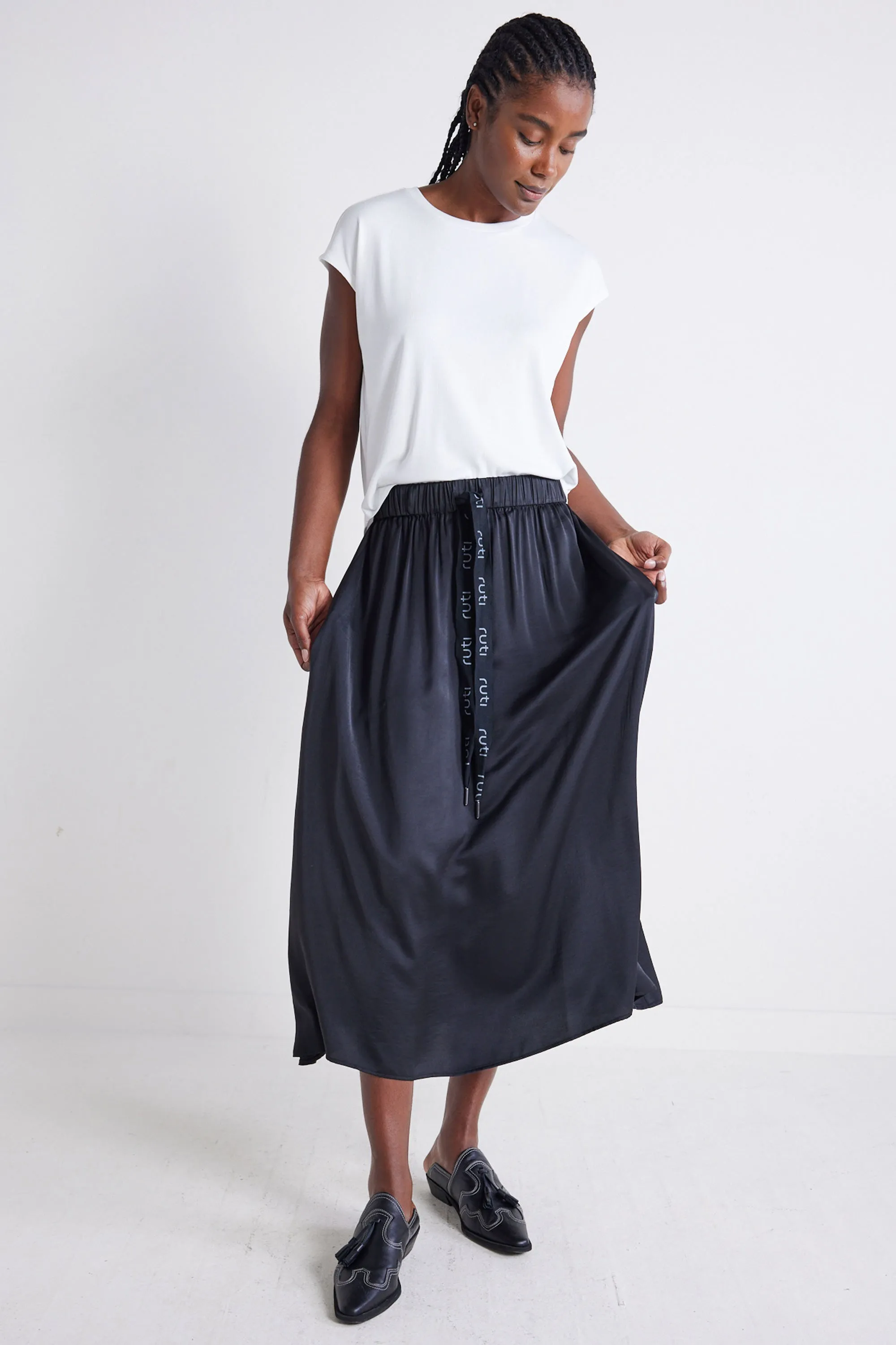 The Ribbed Tuck-In Tee sold by Ruti product image thumbnail 3