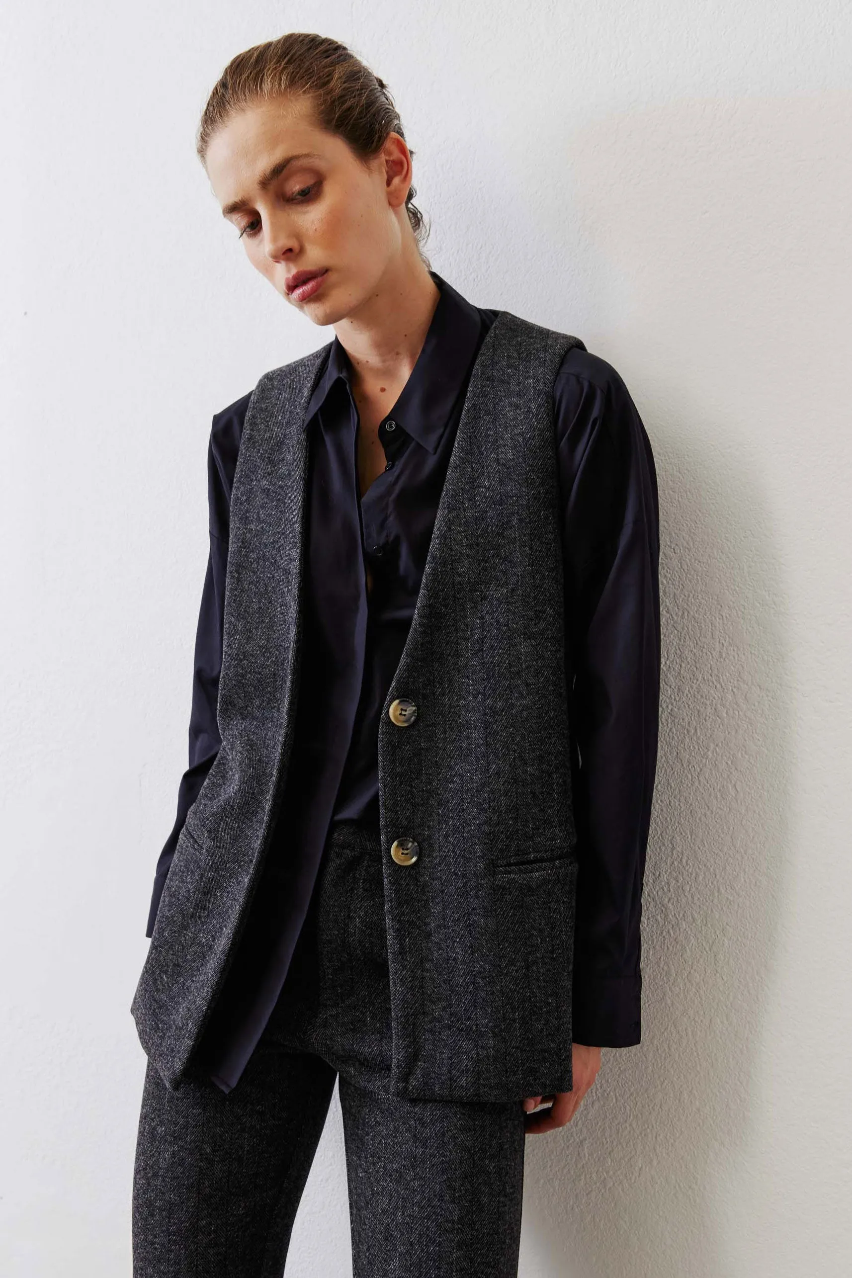 Relaxed Longline Herringbone Vest sold by Ruti product image thumbnail 3