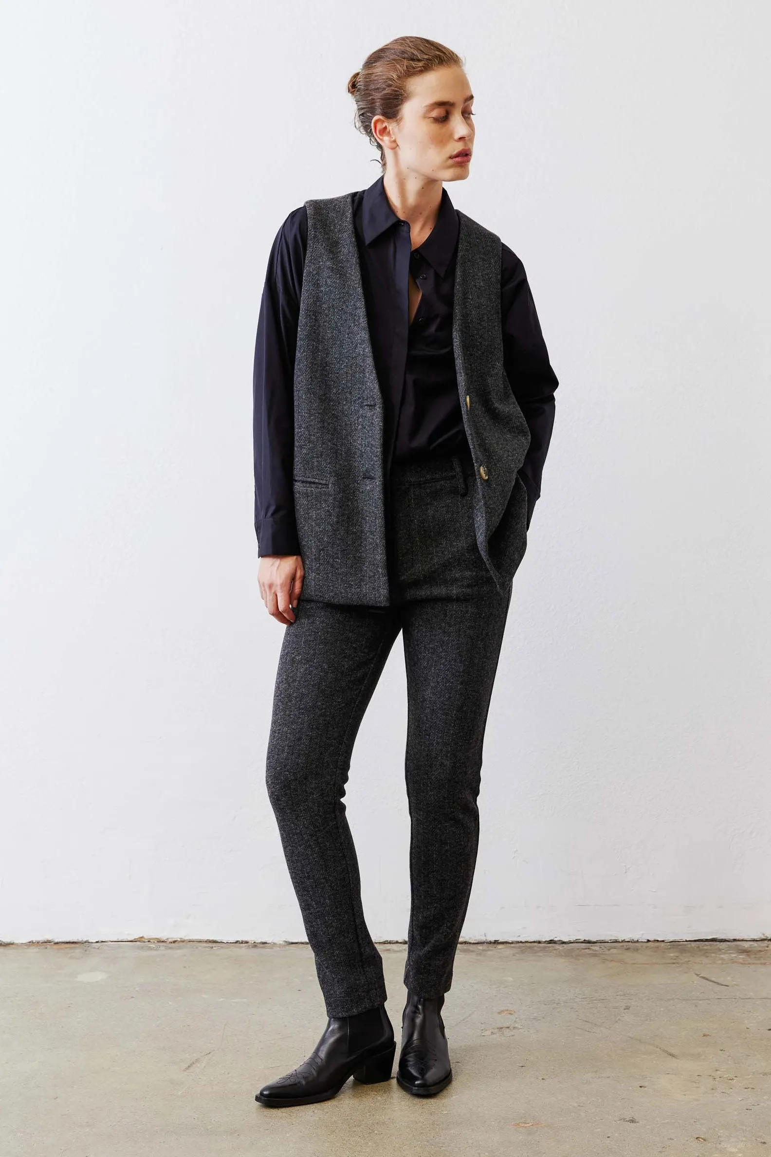 The Comfort Herringbone Trousers sold by Ruti product image thumbnail 3