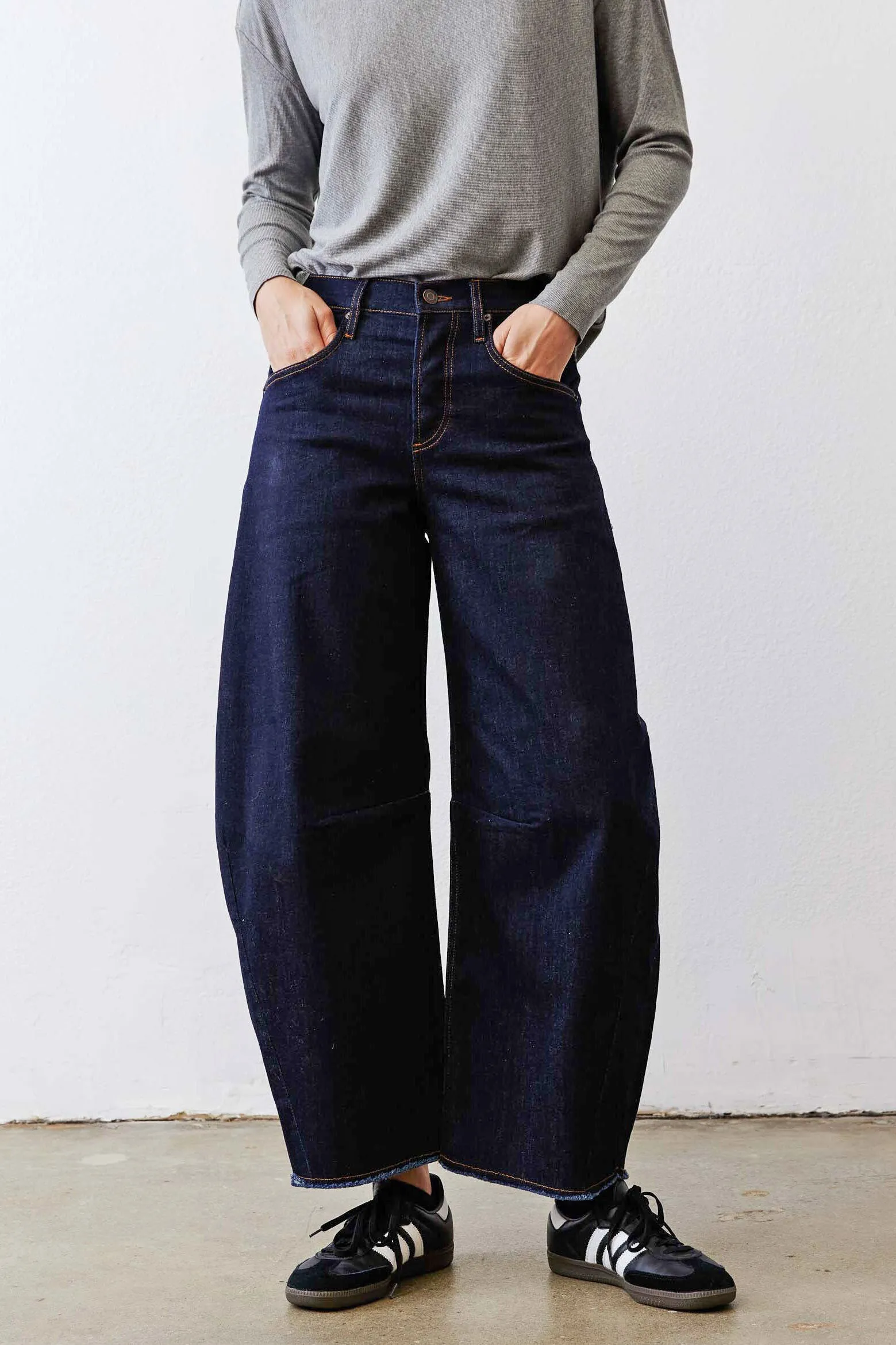 The Petite Fearless Wide Leg Jeans 2.0 sold by Ruti product image thumbnail 3