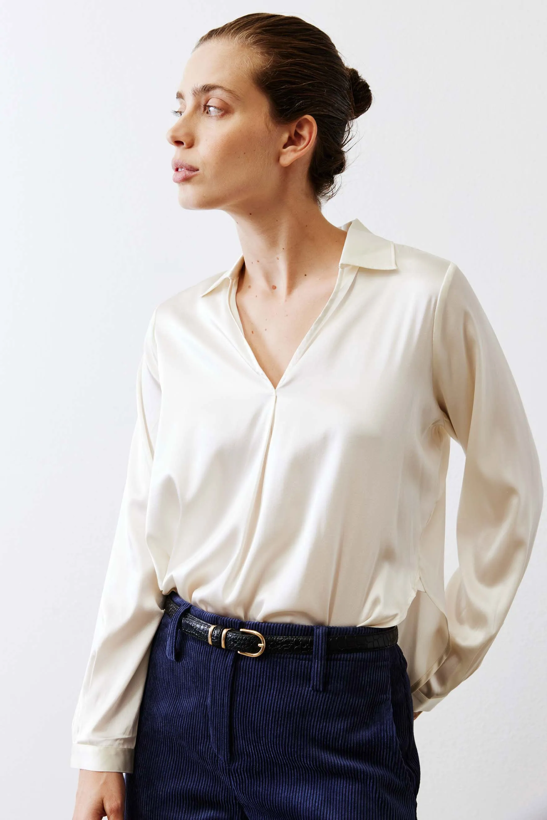 The Popover Washable Silk Long Sleeve Blouse sold by Ruti product image thumbnail 3