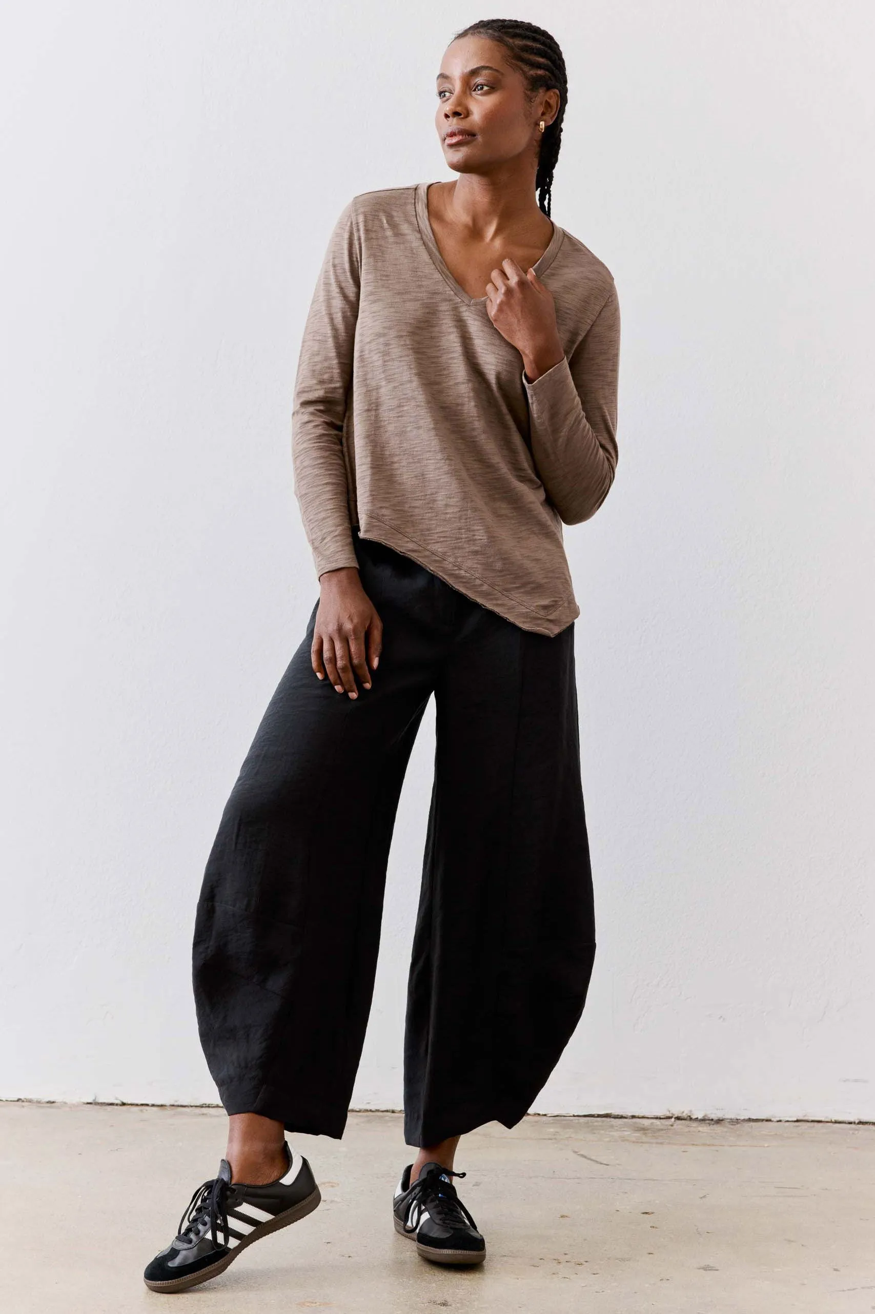 New Angle V-Neck Long Sleeve Top sold by Ruti product image thumbnail 4