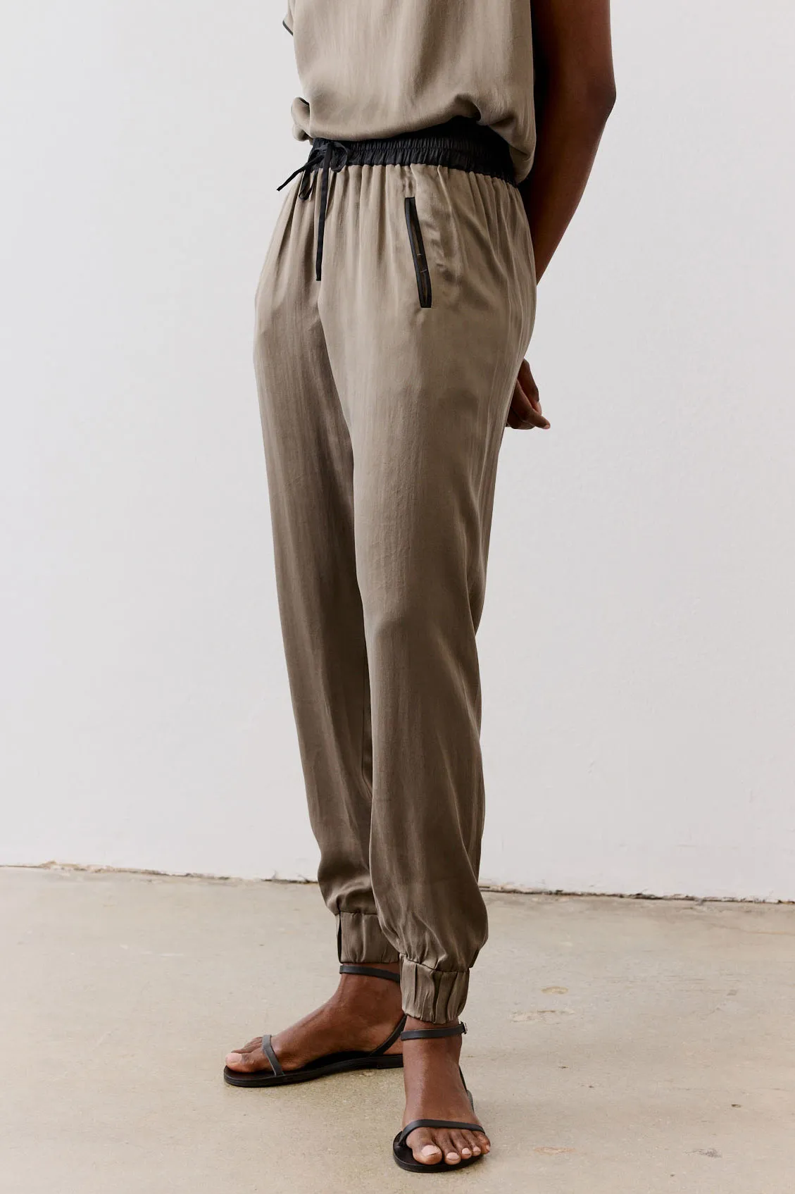 The Luxury Silk Jogger sold by Ruti product image thumbnail 5