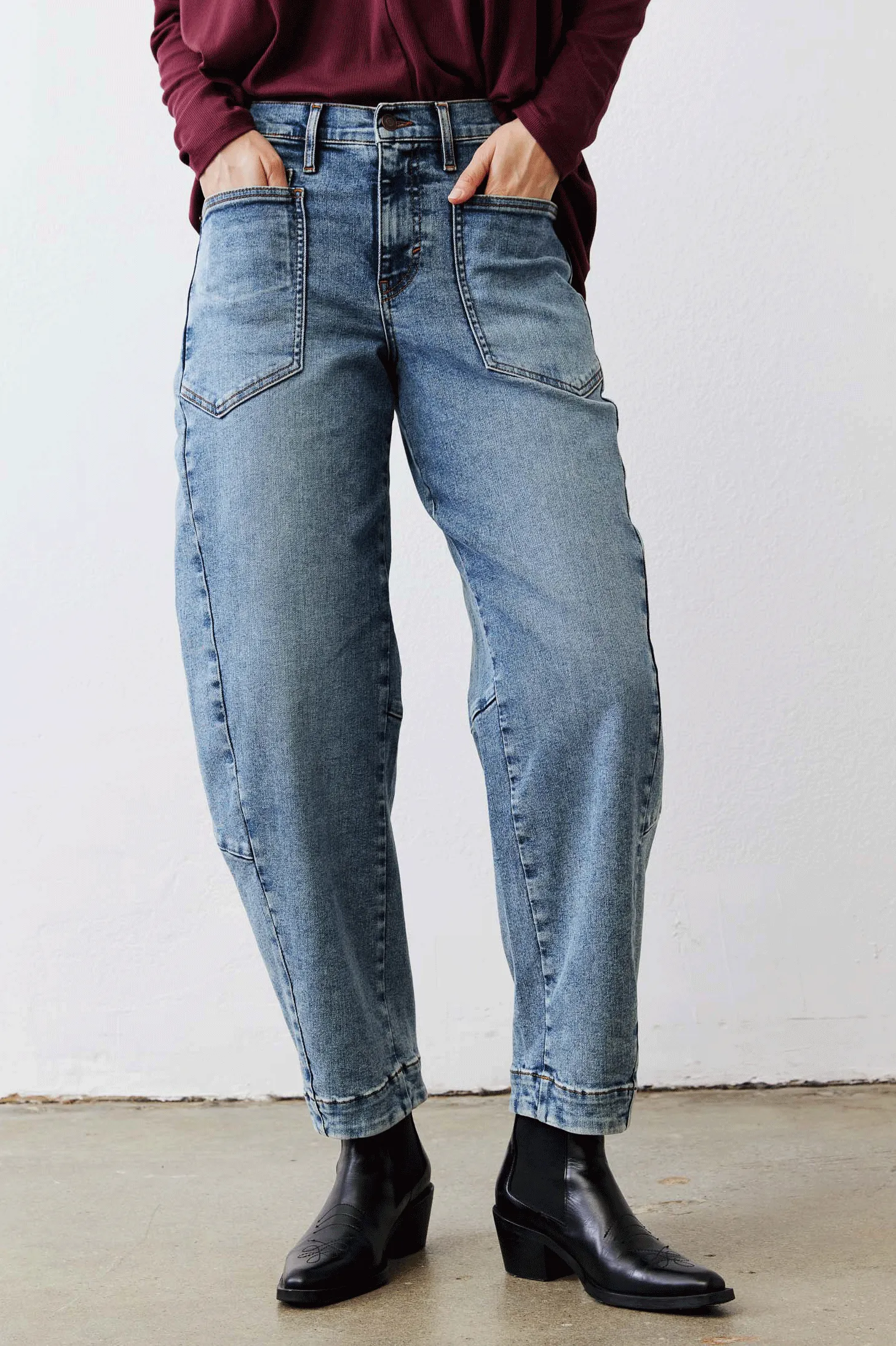 The Petite Slouchy Jeans 2.0 sold by Ruti product image thumbnail 3