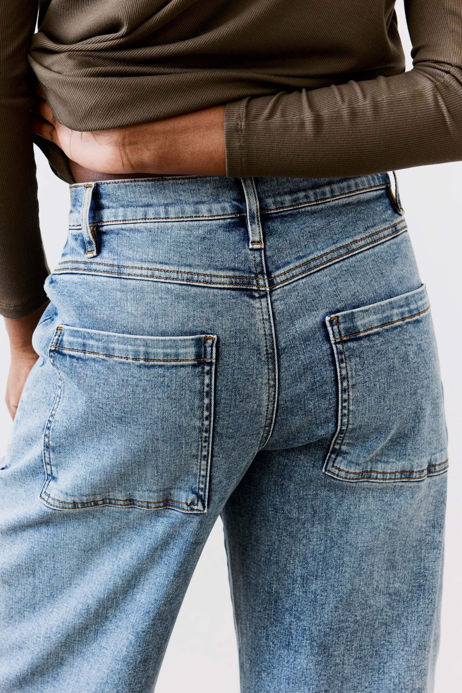 The Petite Slouchy Jeans 2.0 sold by Ruti product image thumbnail 2