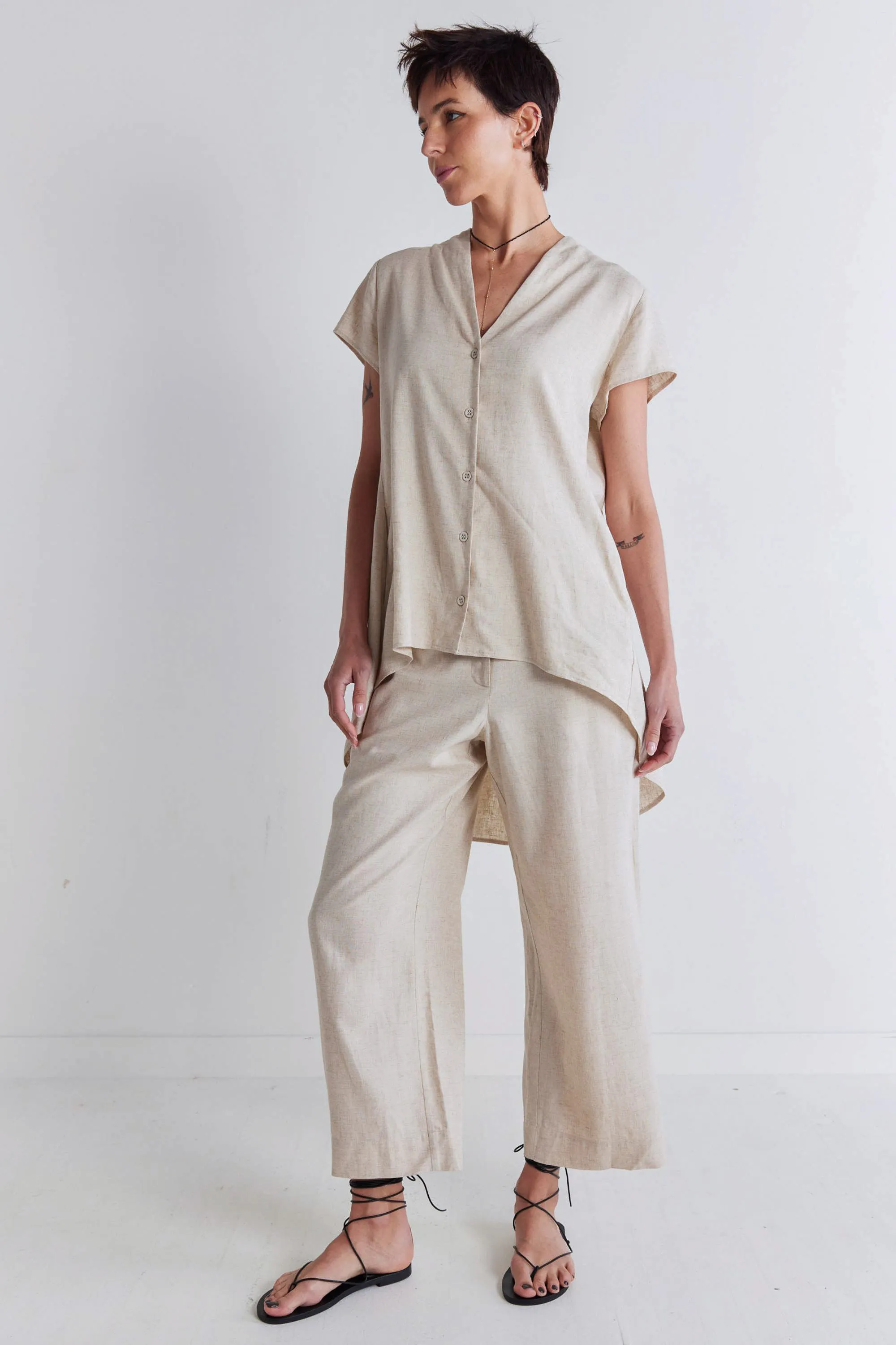 Daylight Linen High Low Blouse sold by Ruti product image thumbnail 4