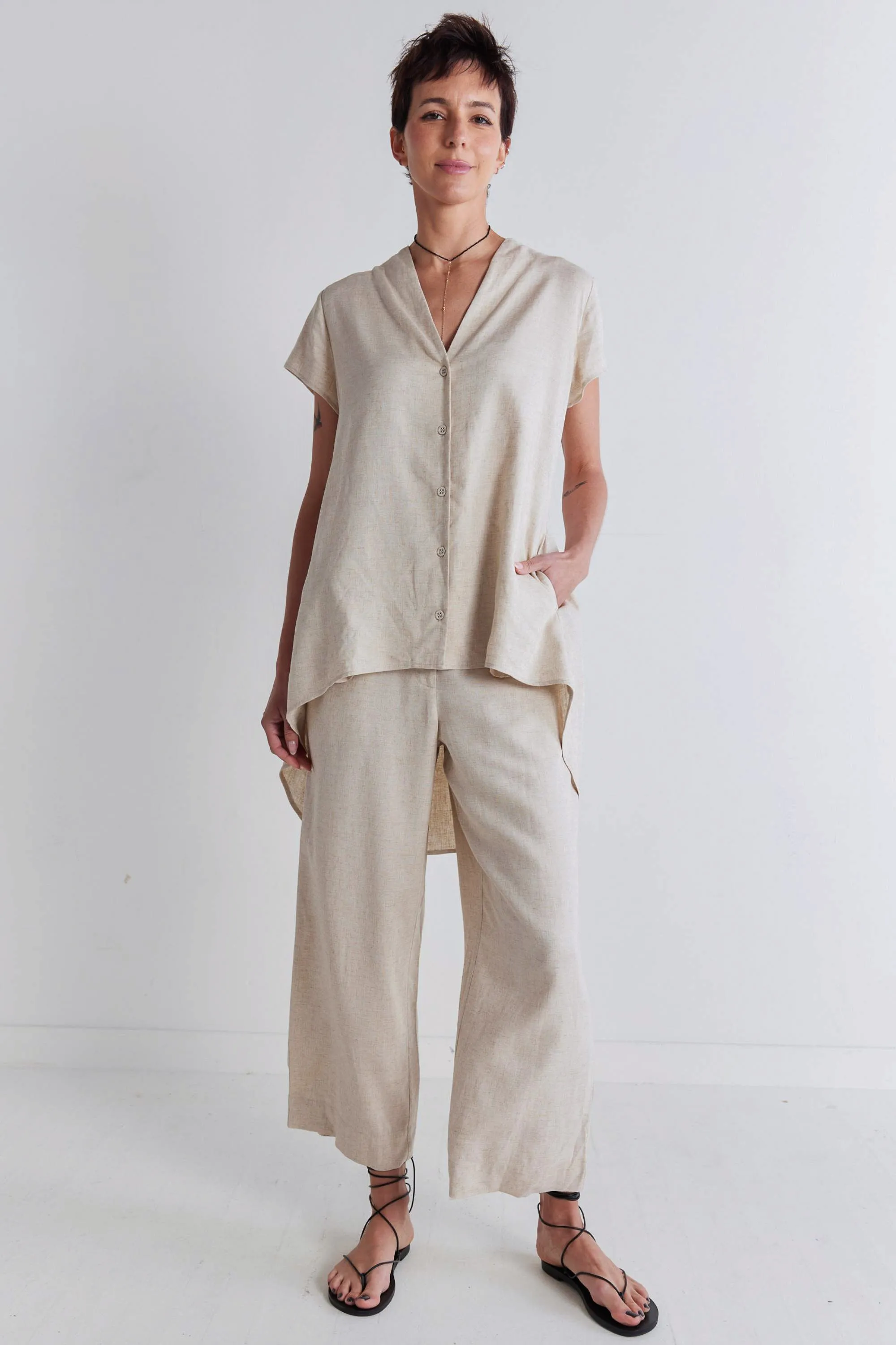 Daylight Linen High Low Blouse sold by Ruti product image thumbnail 5