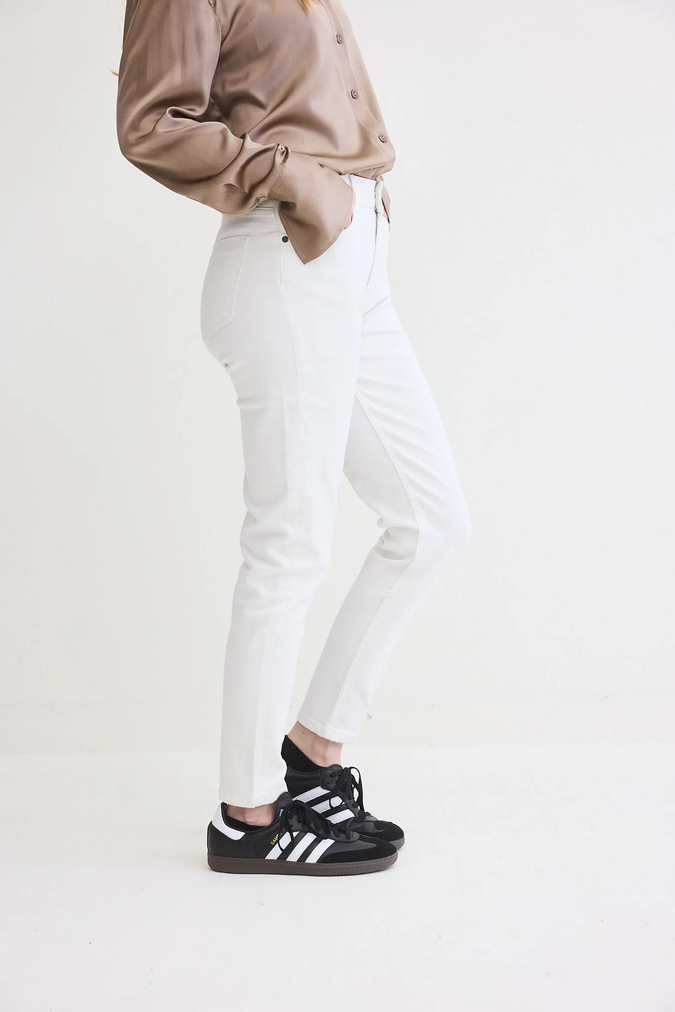 The Iconic Fitted Jeans sold by Ruti product image thumbnail 5