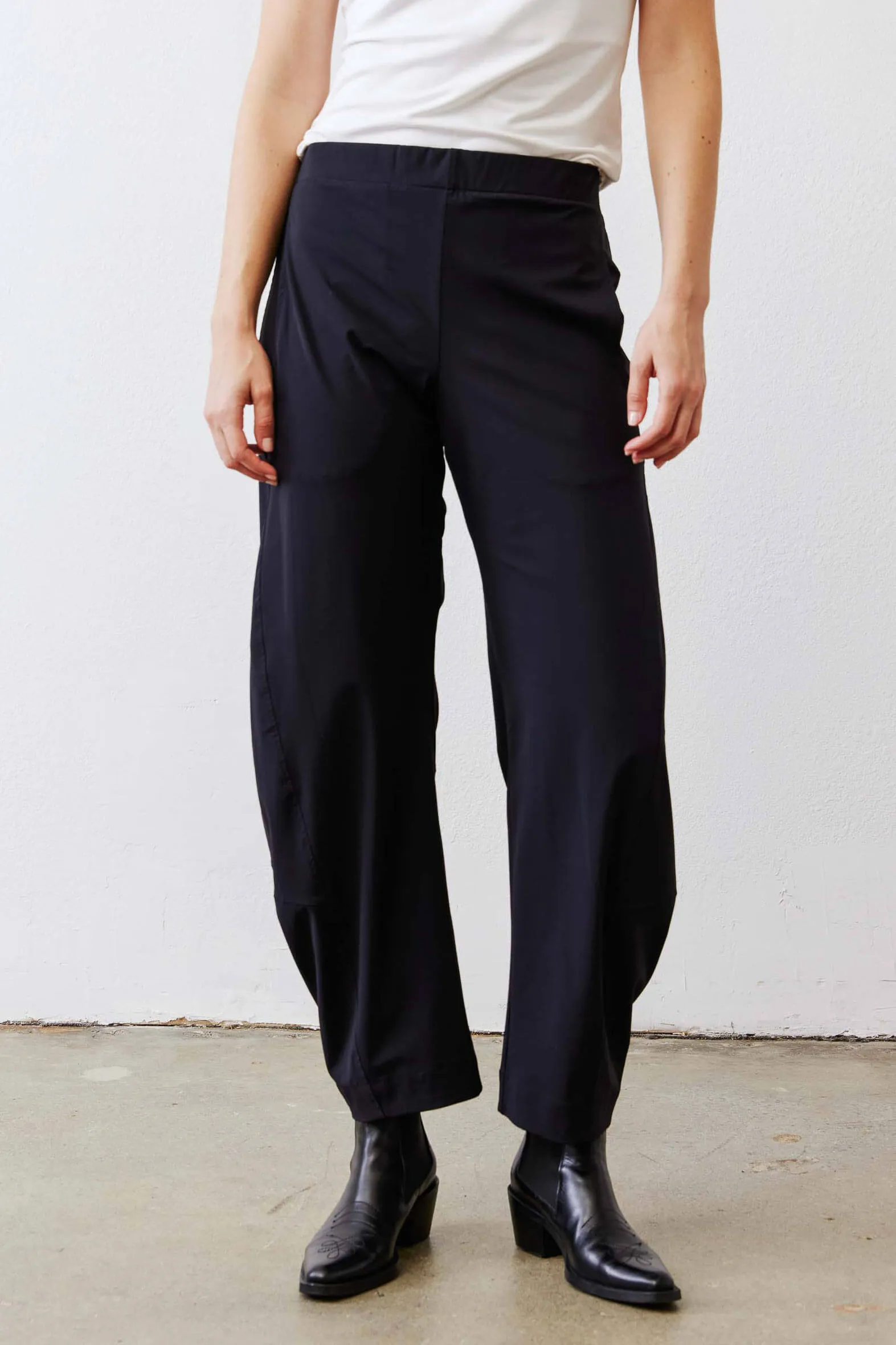 The Petite On The Loose Work Pants sold by Ruti product image thumbnail 2