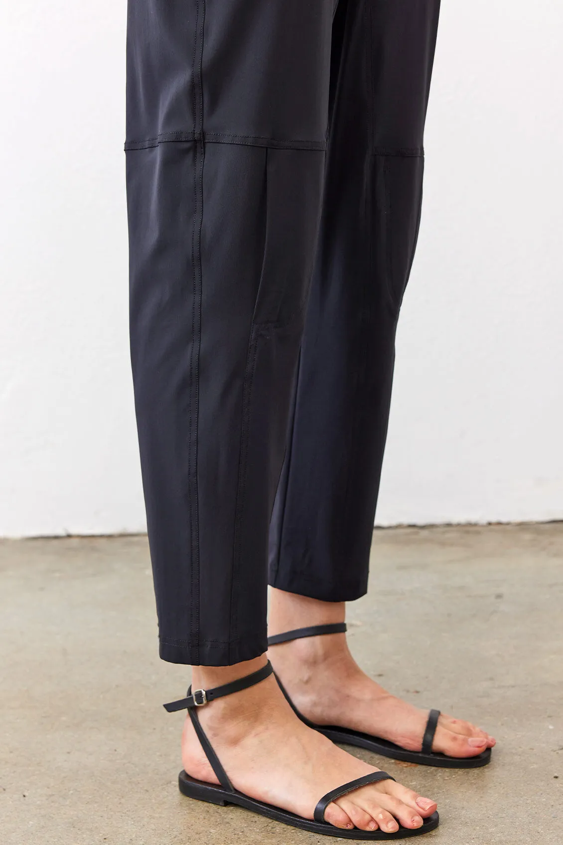 The Petite Everlasting Slim Pants sold by Ruti product image thumbnail 5