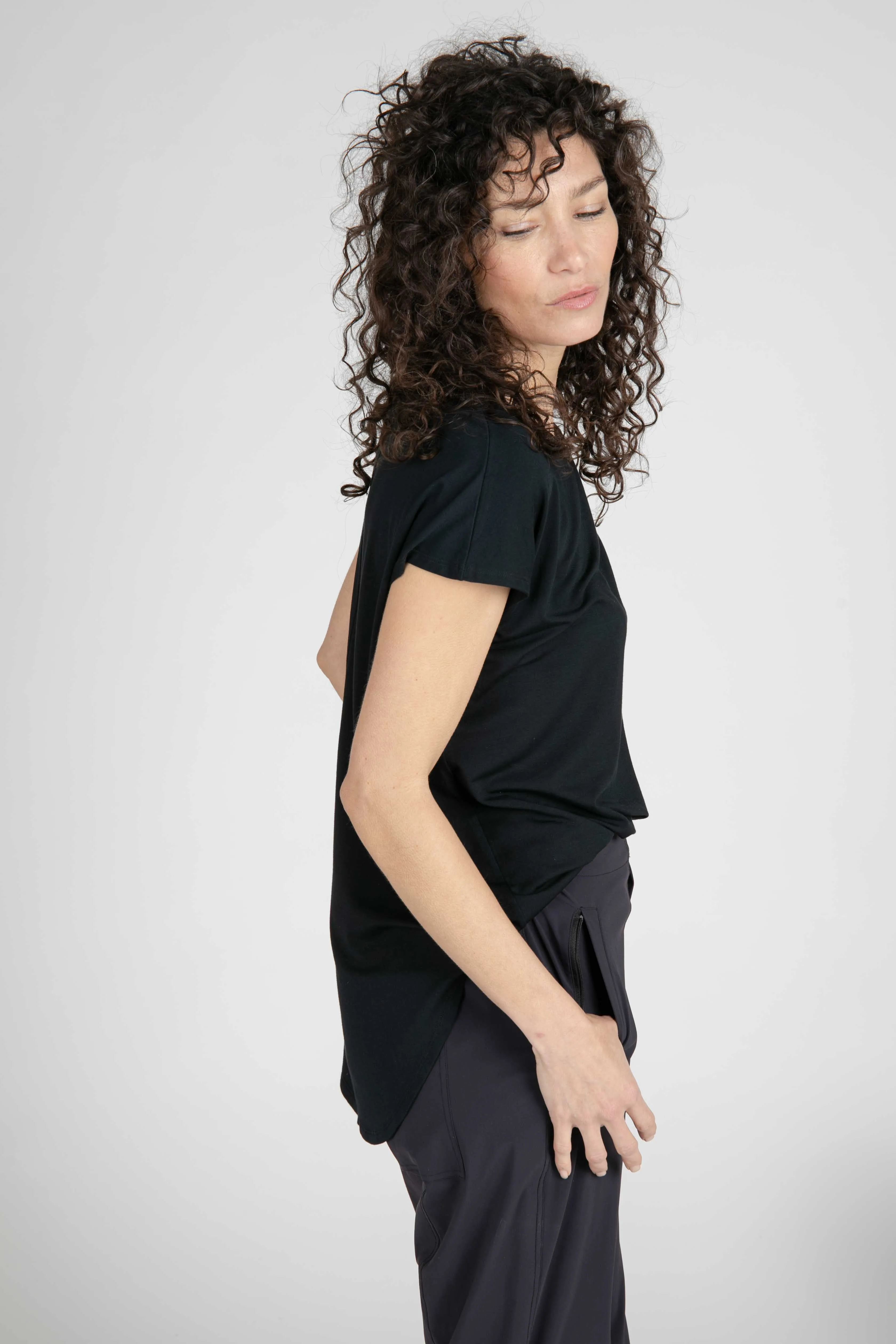 The Tuck-In Tee sold by Ruti product image thumbnail 4